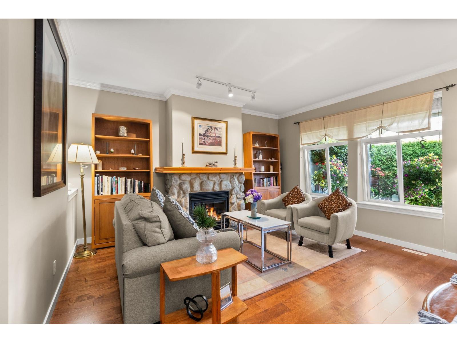 35 15037 58 Avenue, Surrey, British Columbia  V3S 8Z5 - Photo 2 - R3045757