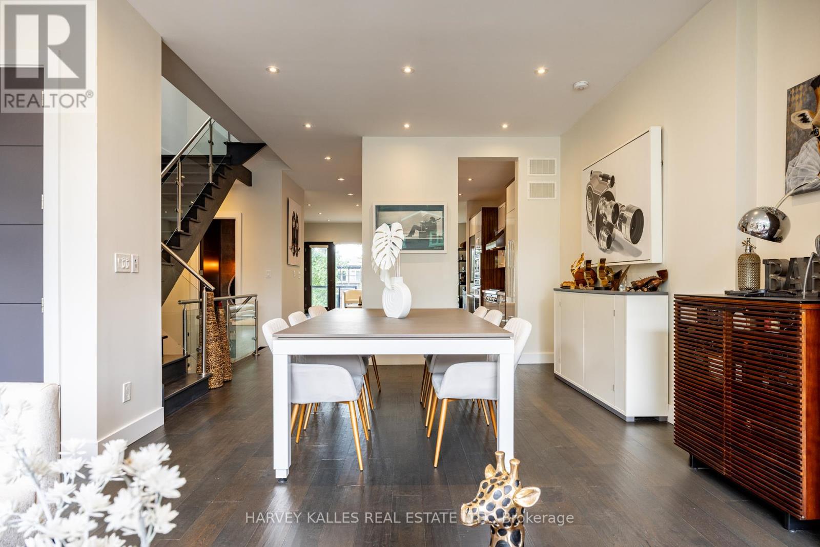 397 Soudan Avenue, Toronto, Ontario  M4S 1W6 - Photo 6 - C12403689