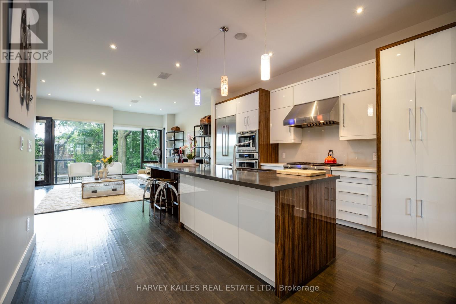 397 Soudan Avenue, Toronto, Ontario  M4S 1W6 - Photo 9 - C12403689