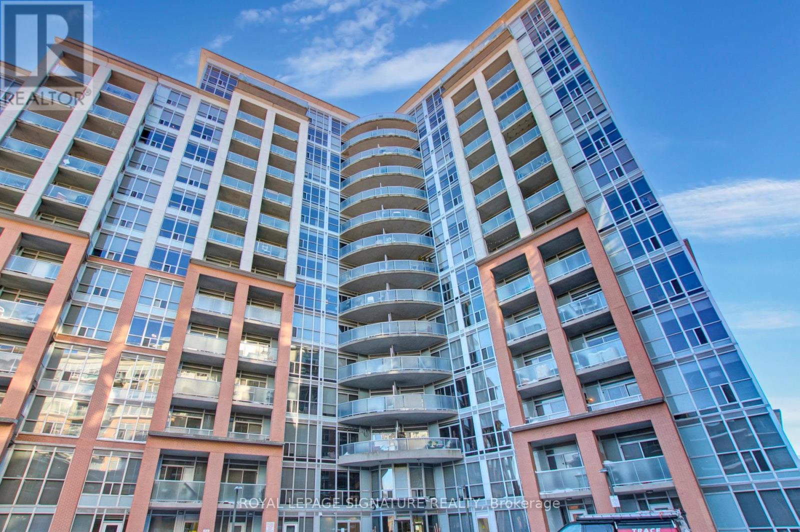 126 - 1 Shaw Street, Toronto, Ontario  M6K 0A1 - Photo 2 - C12403799