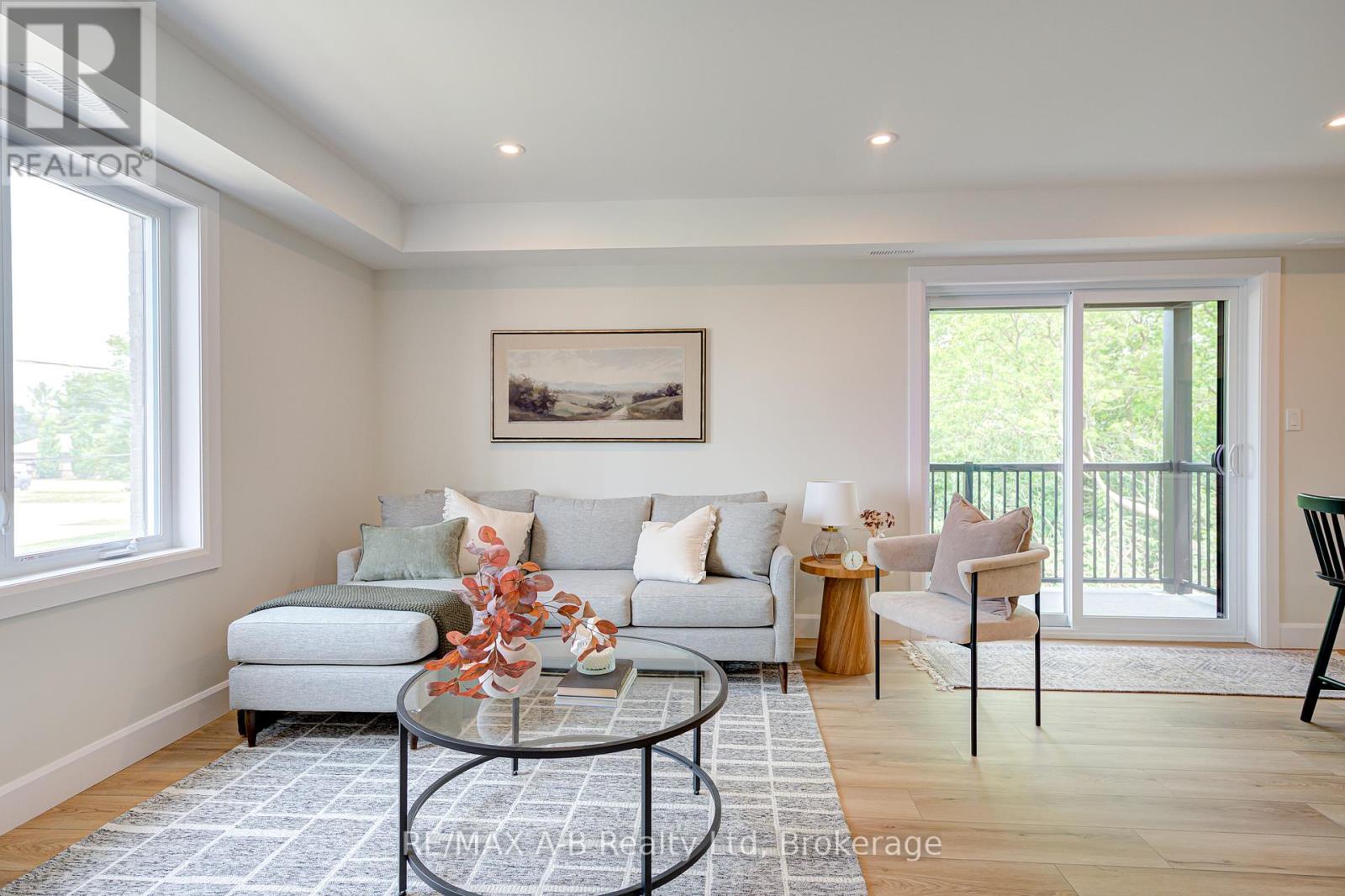 #5 - 428 Queen Street W, St. Marys, Ontario  N4X 1C4 - Photo 12 - X12403971