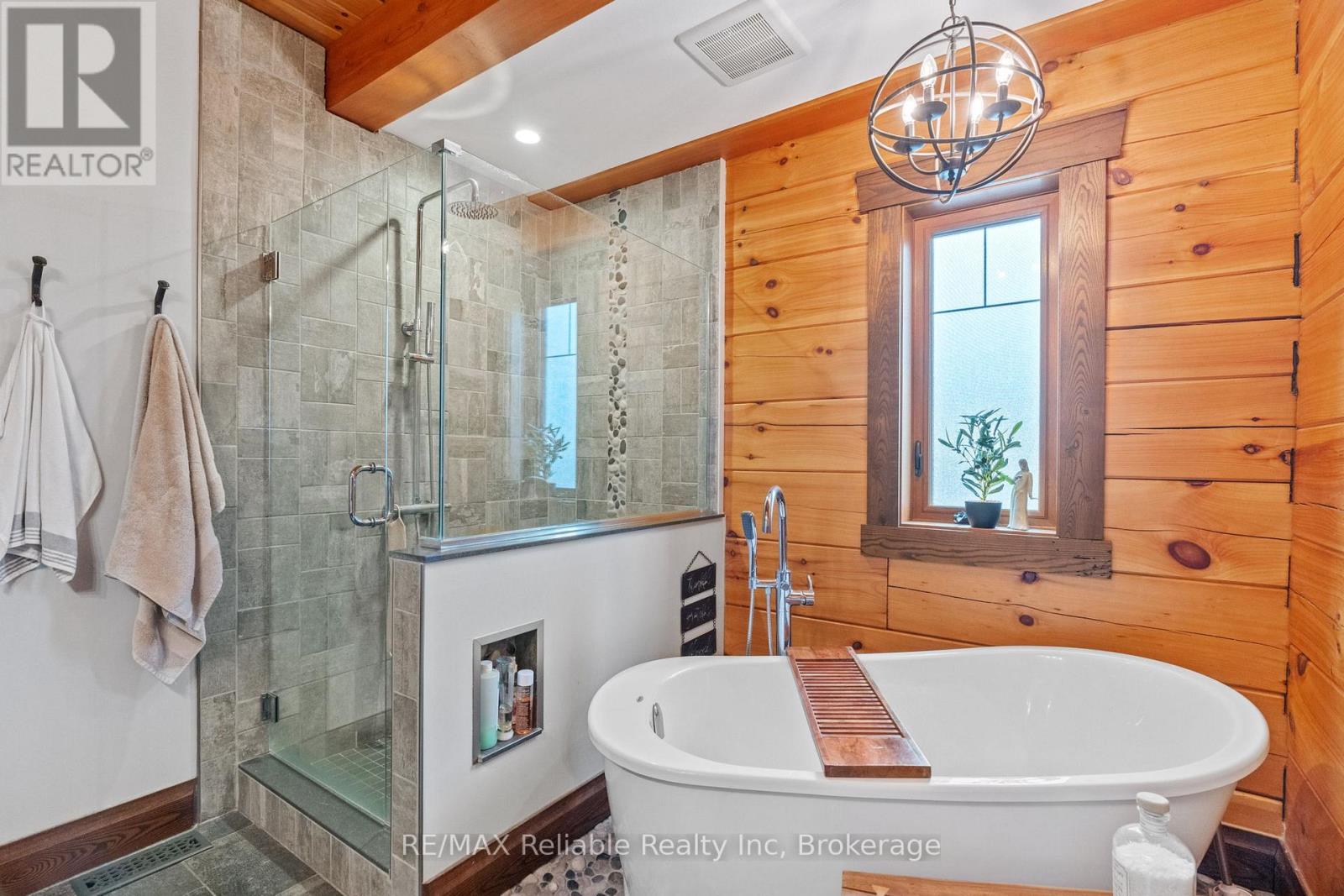 76630 Wildwood Line, Bluewater, Ontario  N0M 1G0 - Photo 23 - X12107114