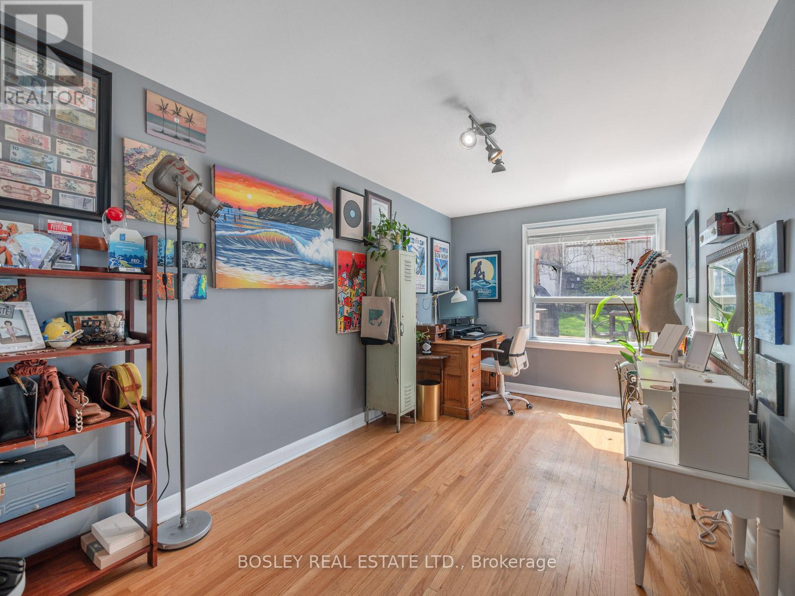 9 Love Crescent, Toronto, Ontario  M4E 1V6 - Photo 14 - E12403710