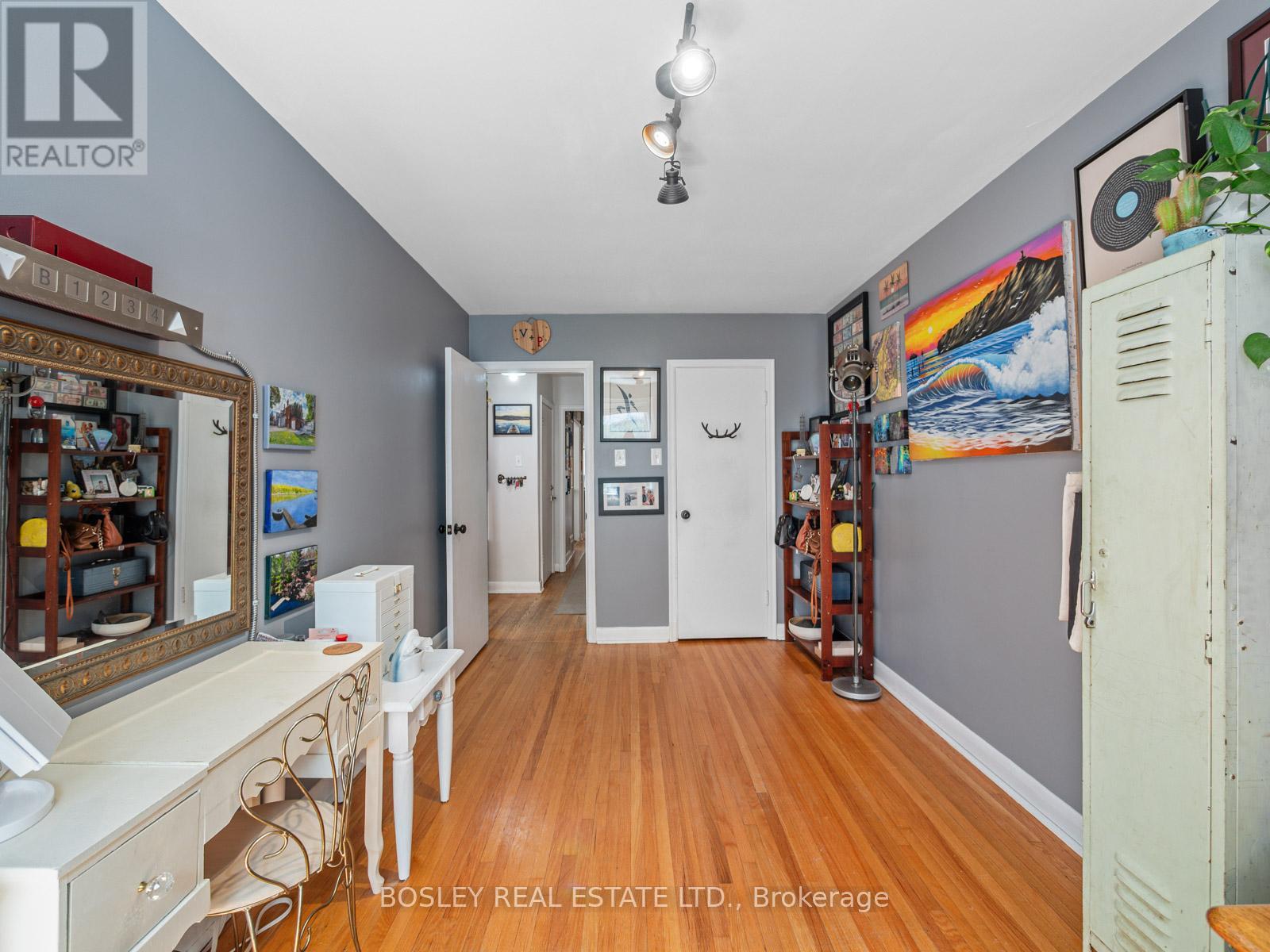 9 Love Crescent, Toronto, Ontario  M4E 1V6 - Photo 15 - E12403710