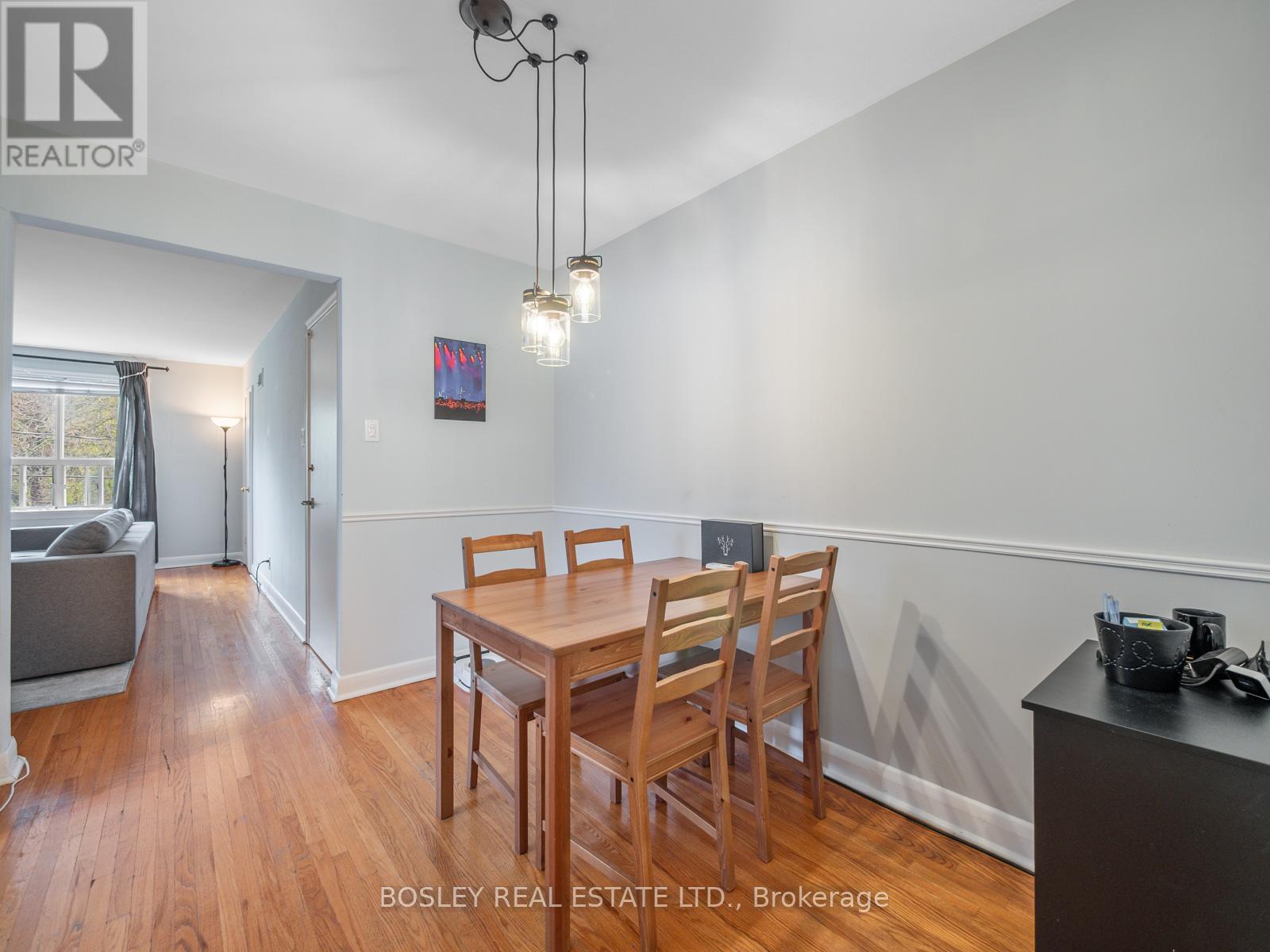 9 Love Crescent, Toronto, Ontario  M4E 1V6 - Photo 19 - E12403710