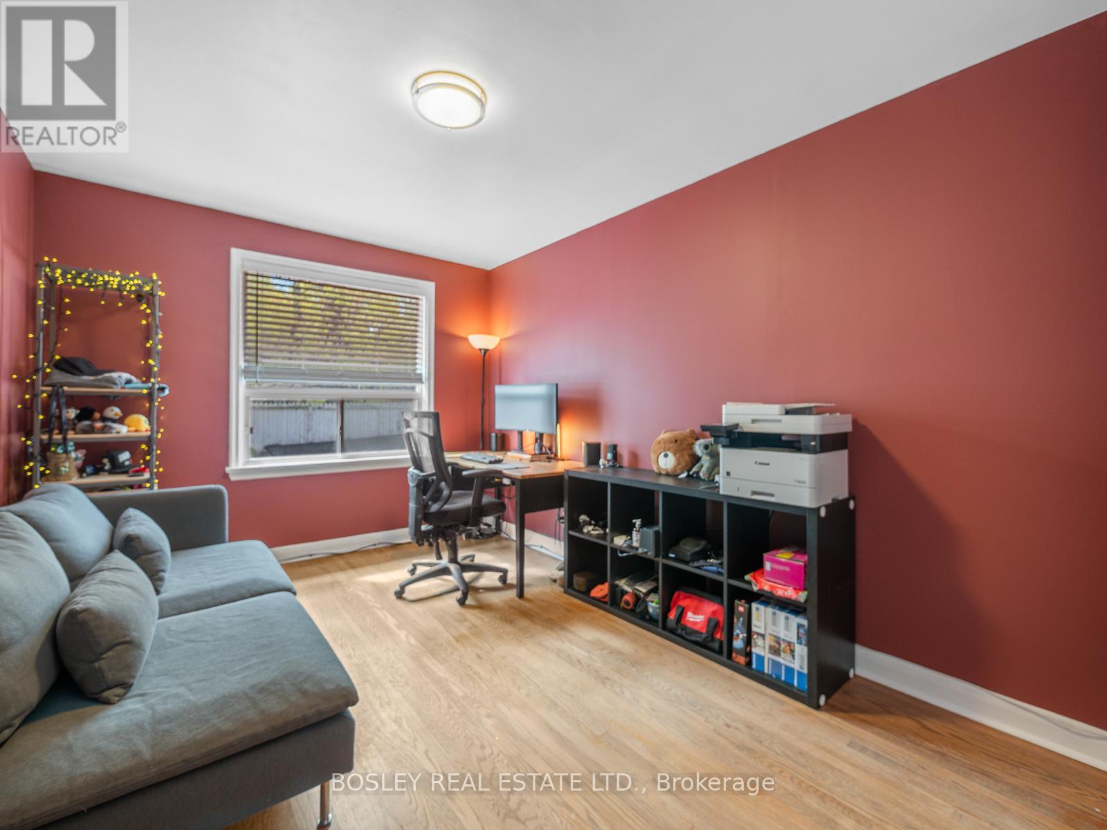 9 Love Crescent, Toronto, Ontario  M4E 1V6 - Photo 26 - E12403710