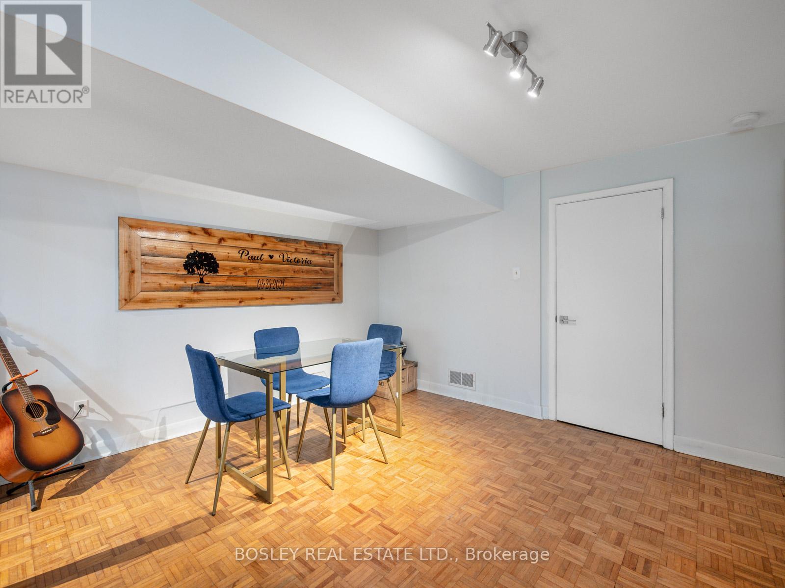 9 Love Crescent, Toronto, Ontario  M4E 1V6 - Photo 33 - E12403710