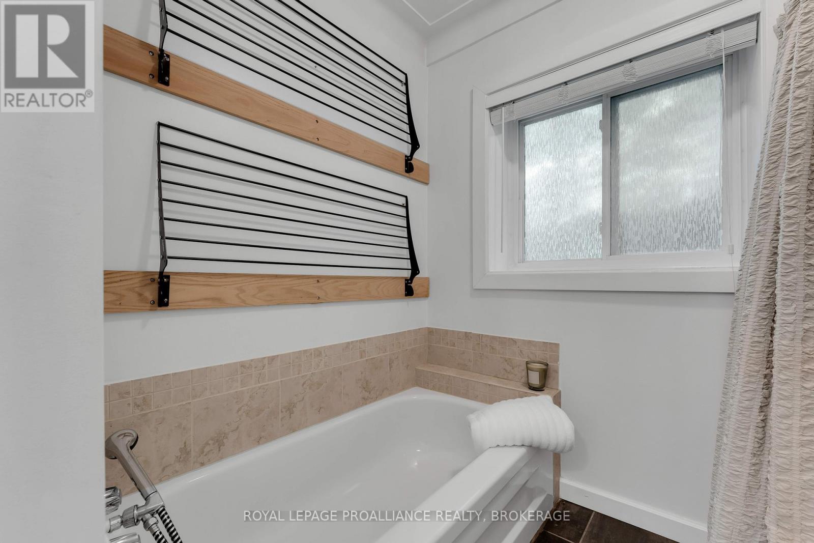 4268 Melody Lodge Lane, Frontenac, Ontario  K0H 2N0 - Photo 31 - X12239424