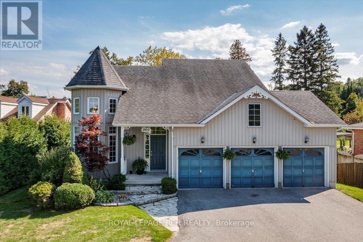 1903 METRO ROAD N, Georgina, Ontario