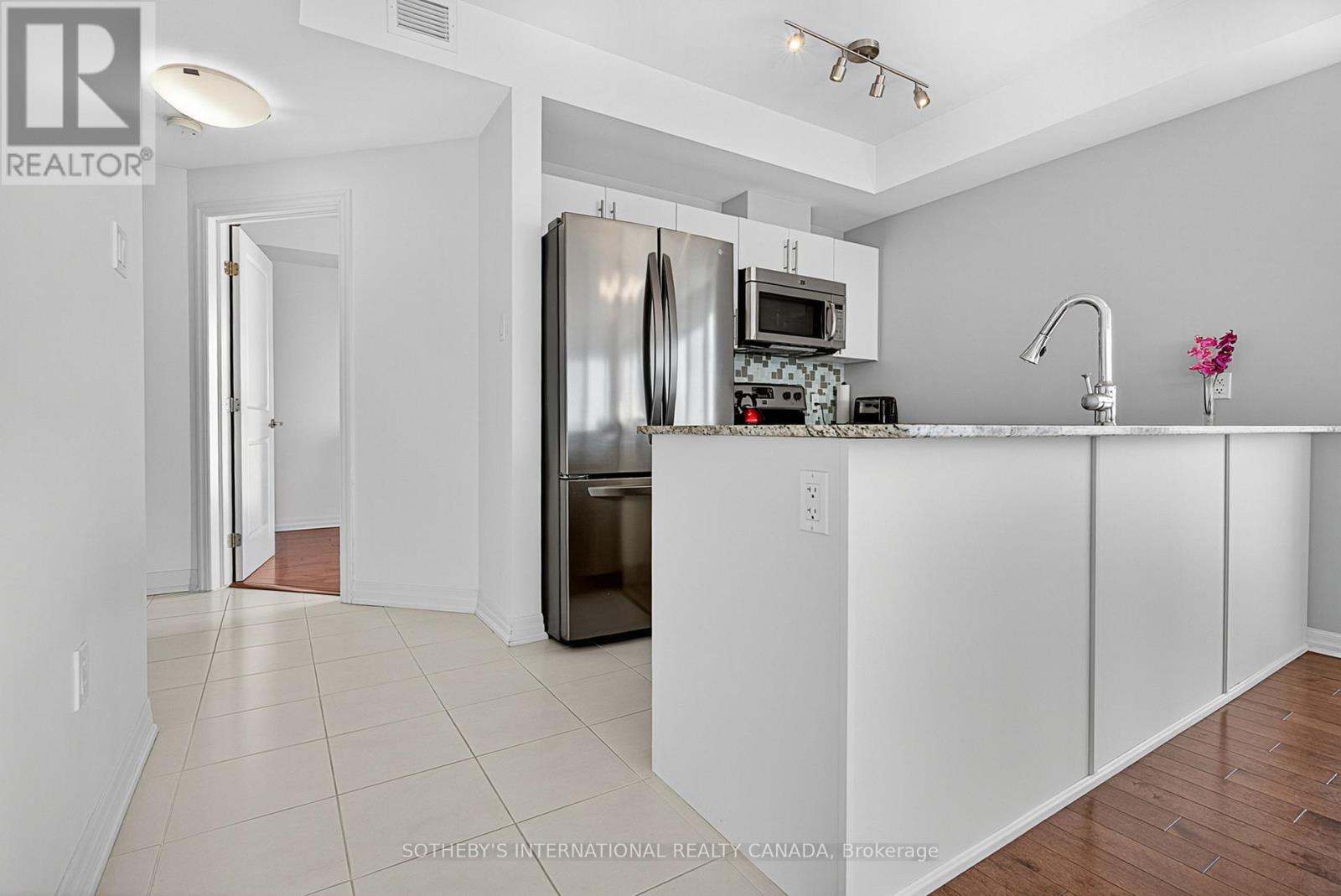 1509 - 90 Landry Street, Ottawa, Ontario  K1L 0A9 - Photo 10 - X12317382