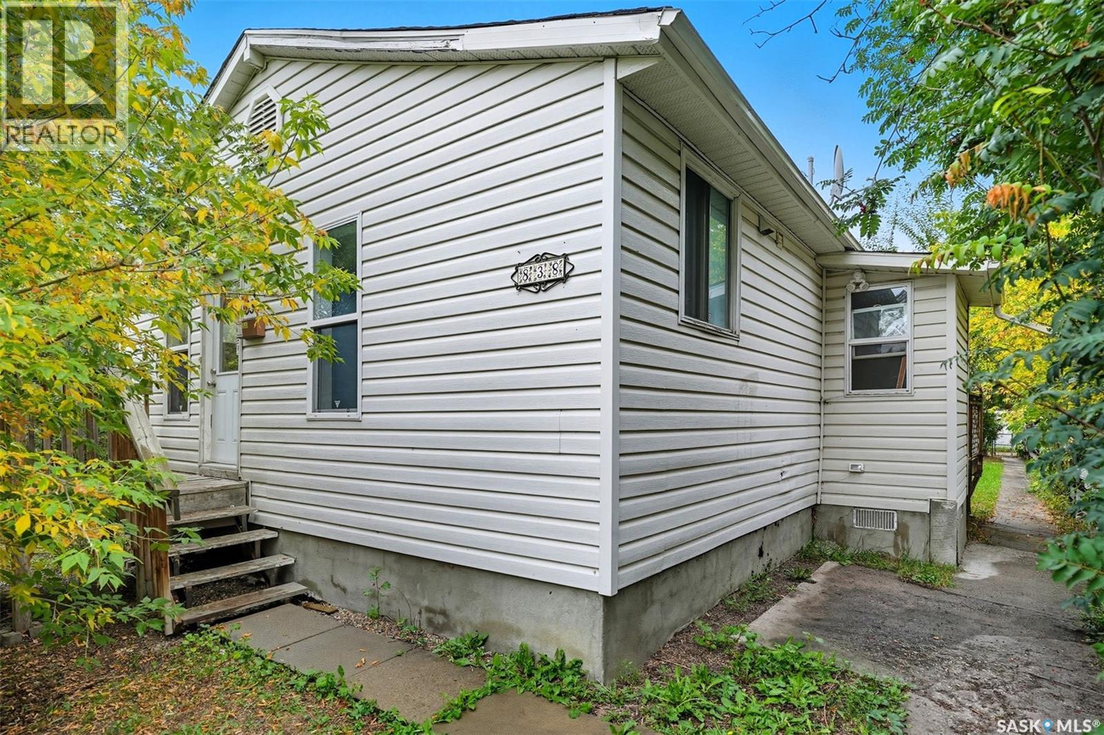 838 K Avenue N, Saskatoon, Saskatchewan  S7L 2N1 - Photo 3 - SK018395