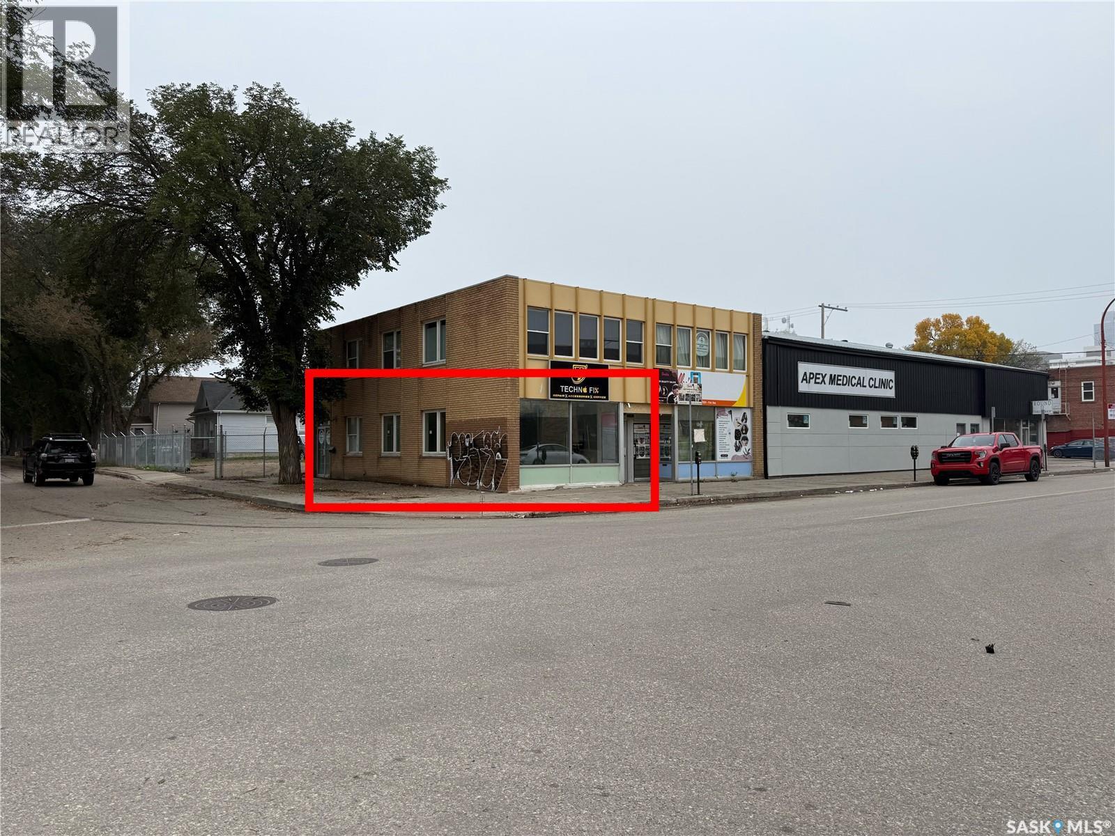 A 1501 11th Avenue, Regina, Saskatchewan  S4P 0H3 - Photo 2 - SK018371