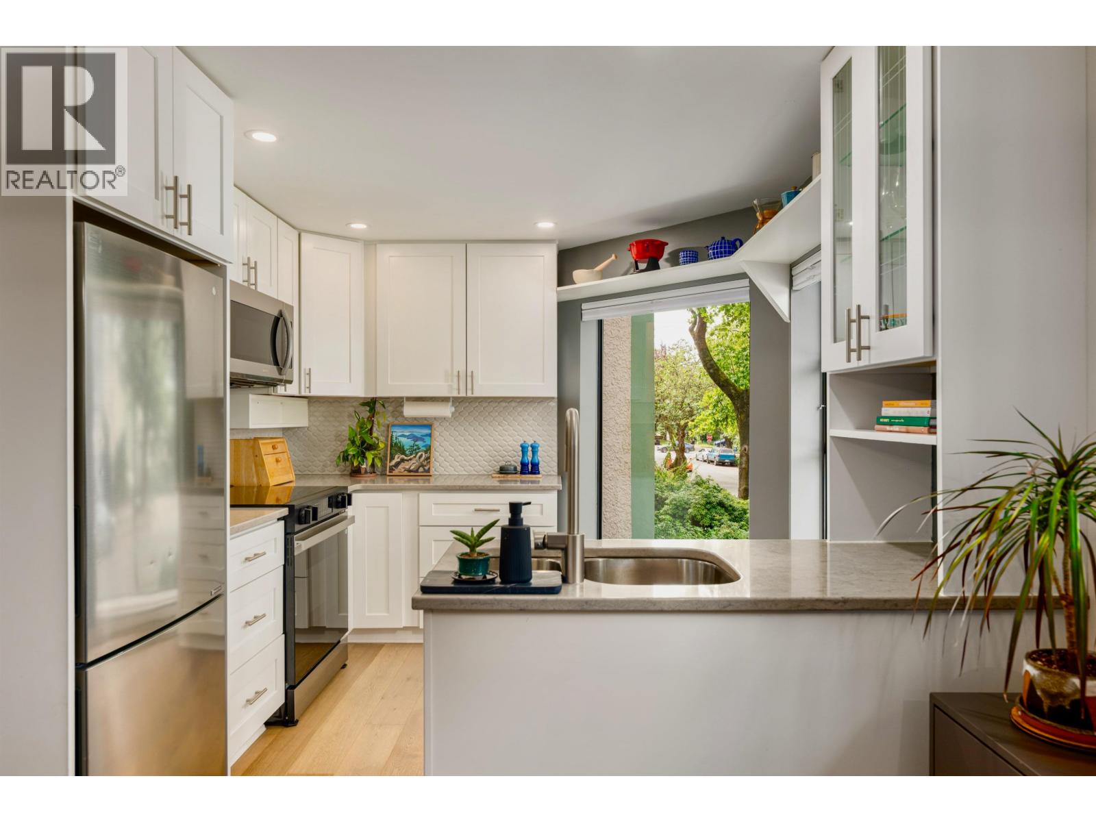Lorem Ipsum Dolor S, Vancouver, British Columbia  V6E  - Photo 8 - DEMO28861167