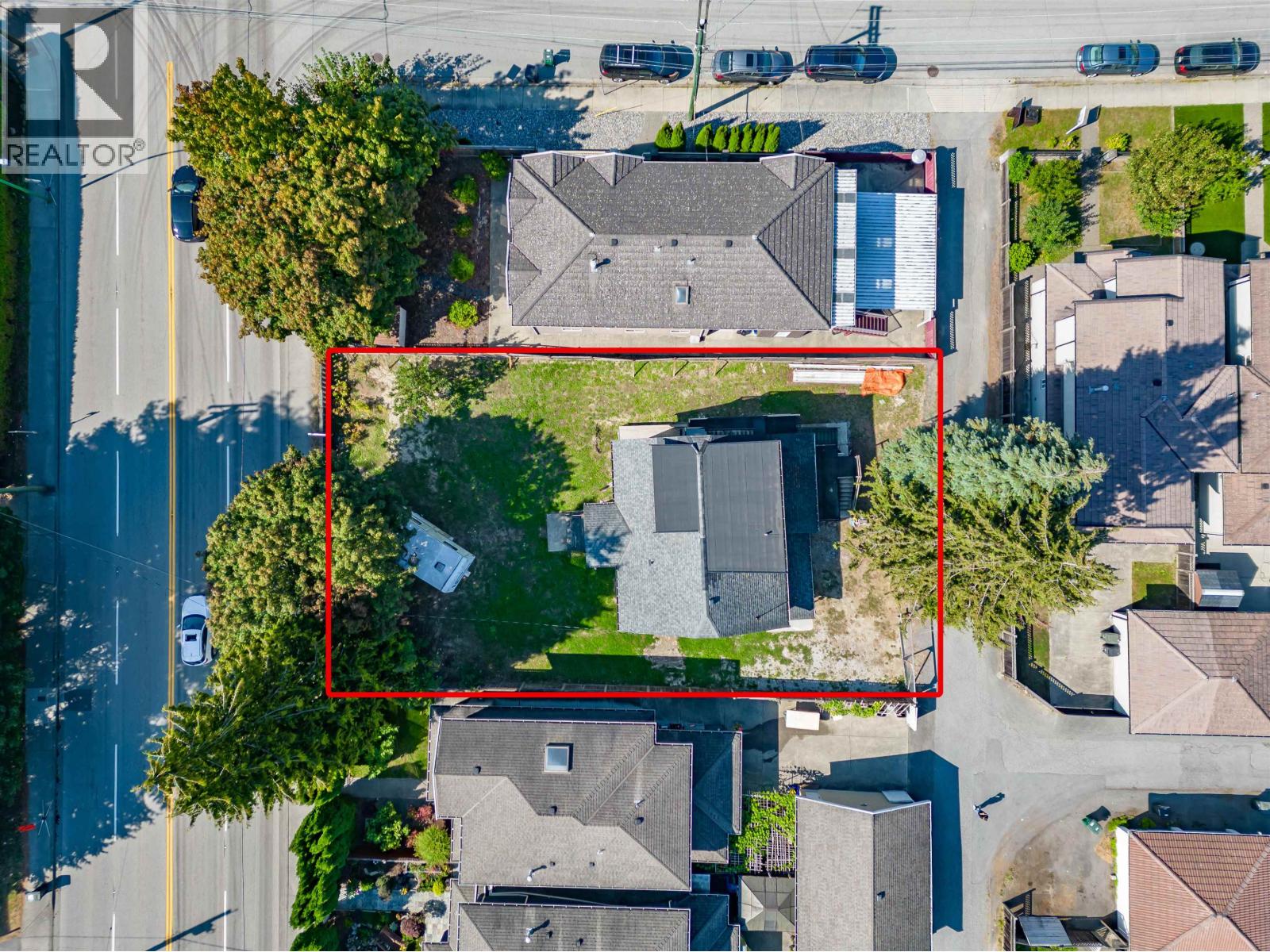 7520 Canada Way, Burnaby, British Columbia  V3N 3K2 - Photo 3 - R3046897