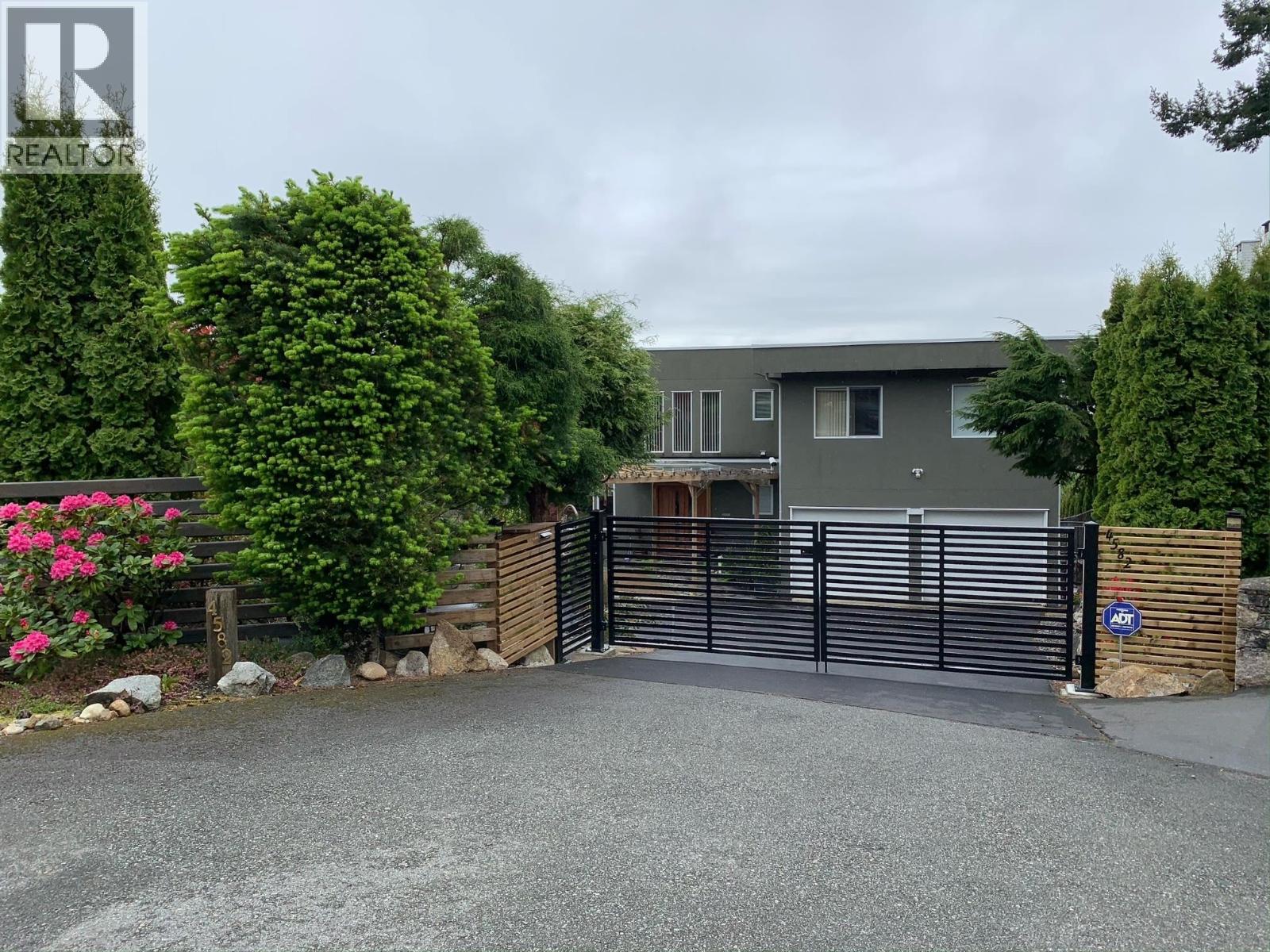4582 WOODGREEN COURT, West Vancouver, British Columbia