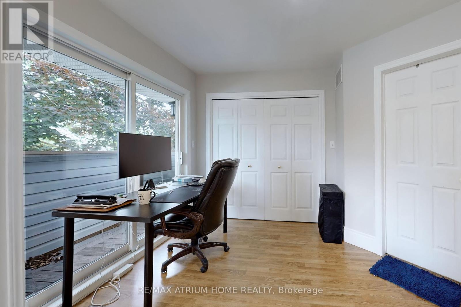1242 Alexandra Avenue, Mississauga, Ontario  L5E 2A5 - Photo 10 - W12403696