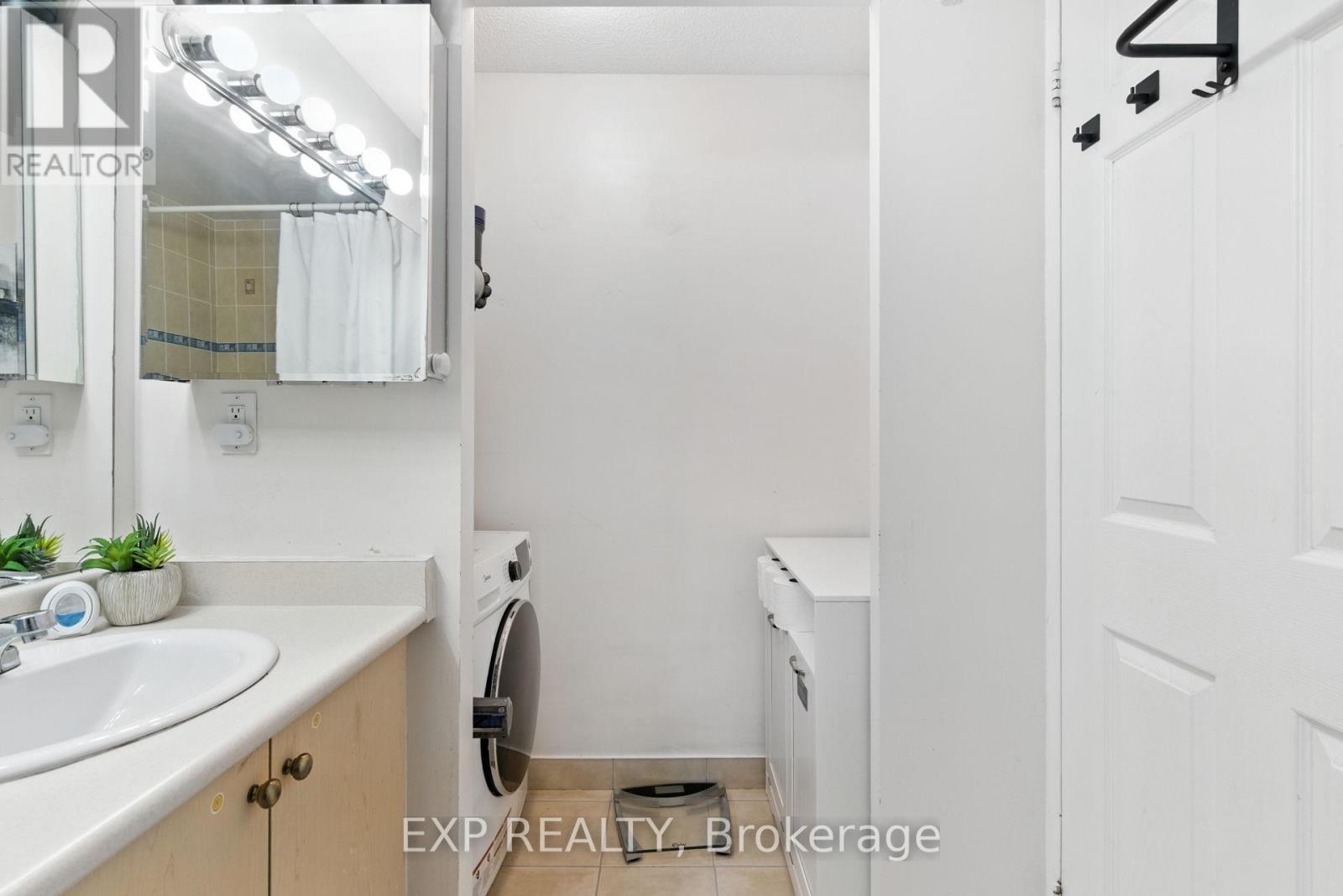 514 - 6720 Glen Erin Drive, Mississauga, Ontario  L5N 3K8 - Photo 32 - W12403717