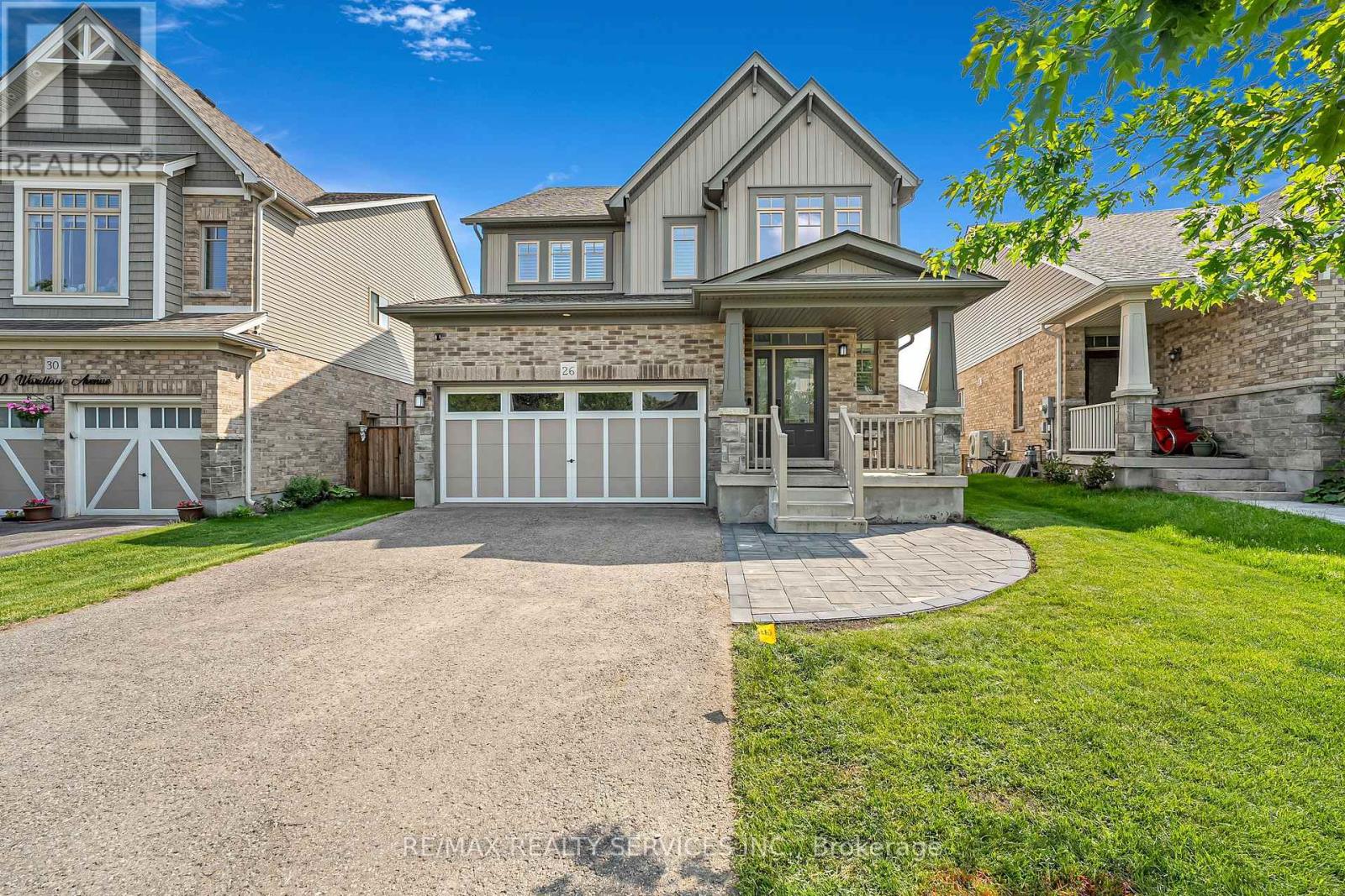 26 Wardlaw Avenue, Orangeville, Ontario  L9W 6K1 - Photo 1 - W12403751