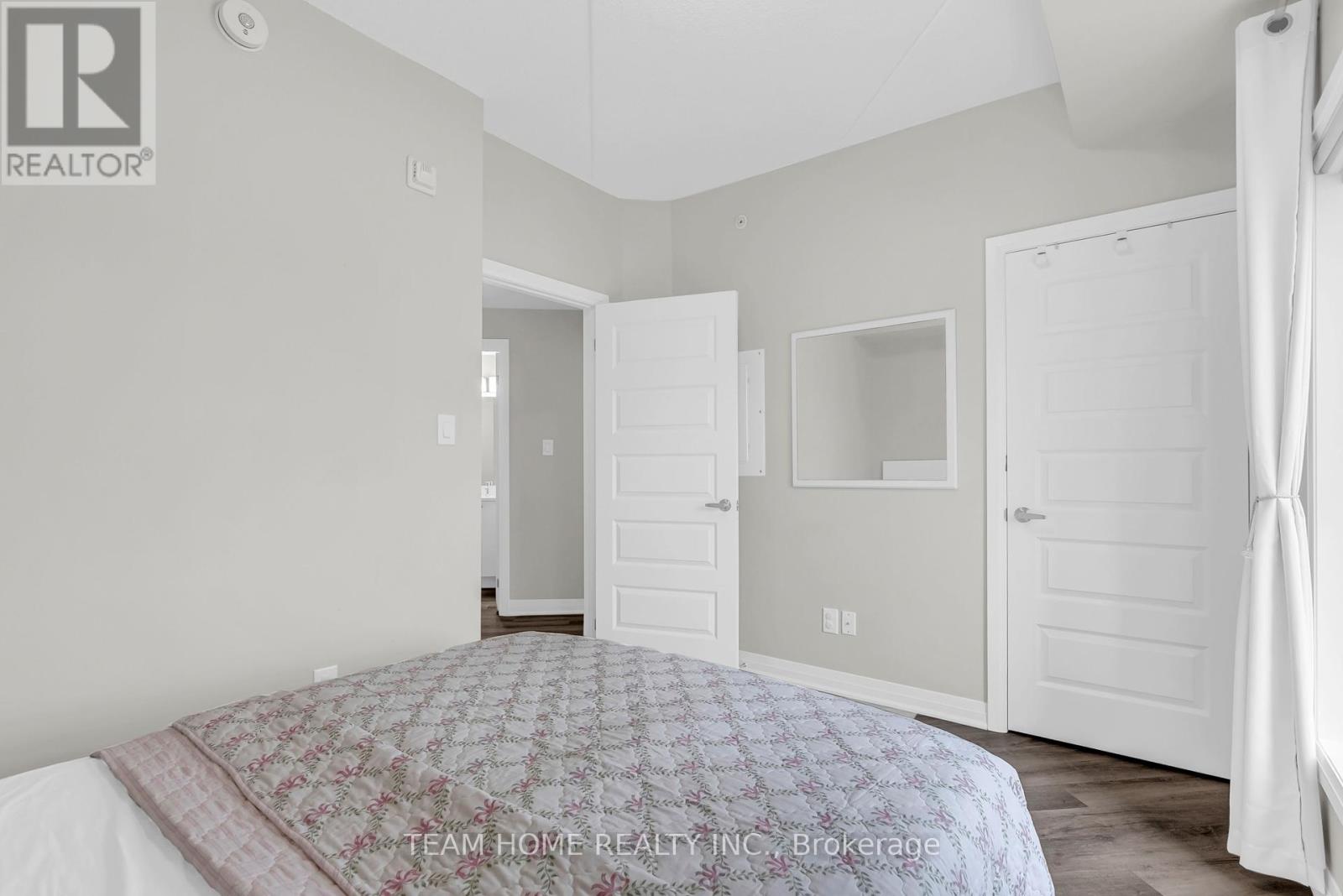 220 - 610 Farmstead Drive, Milton, Ontario  L9T 8X5 - Photo 22 - W12403790