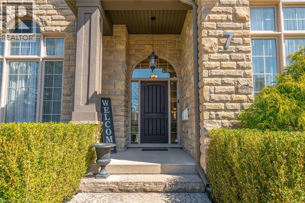 7 Sandalwood Crescent, Niagara-On-The-Lake, Ontario  L0S 1P0 - Photo 7 - 40769864