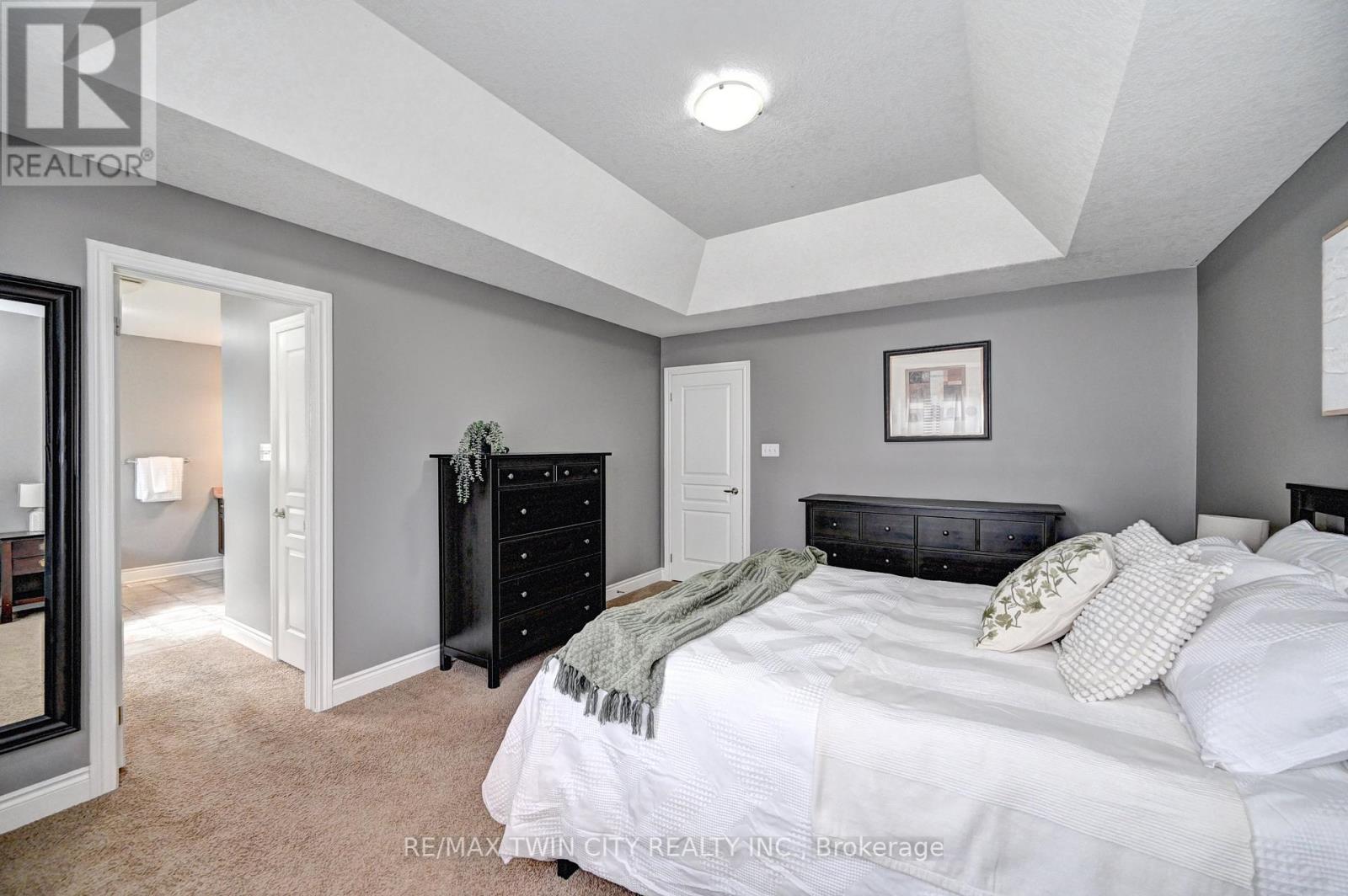 72 Helena Feasby Street, Kitchener, Ontario  N2E 4L5 - Photo 25 - X12403695