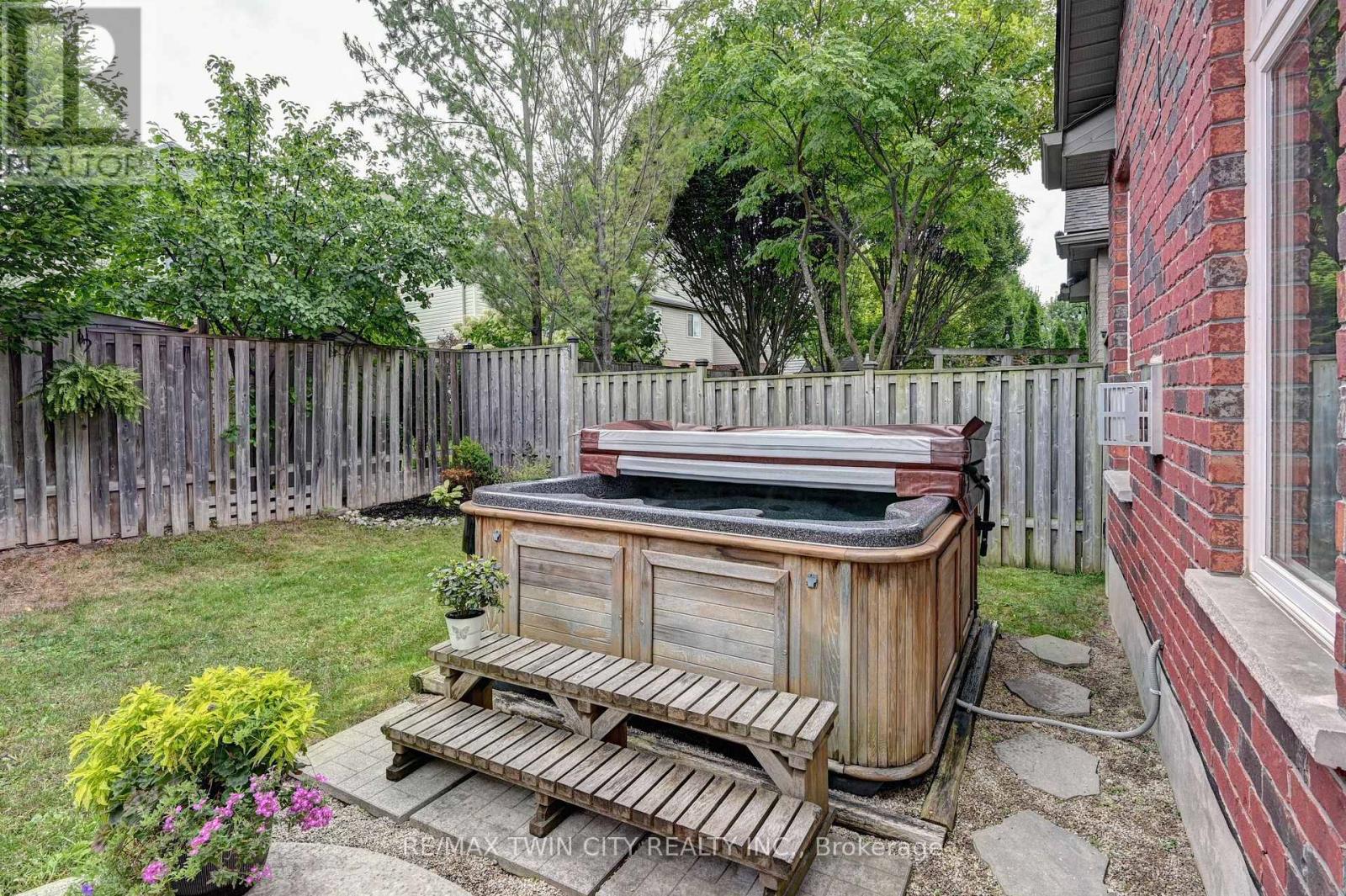 72 Helena Feasby Street, Kitchener, Ontario  N2E 4L5 - Photo 42 - X12403695