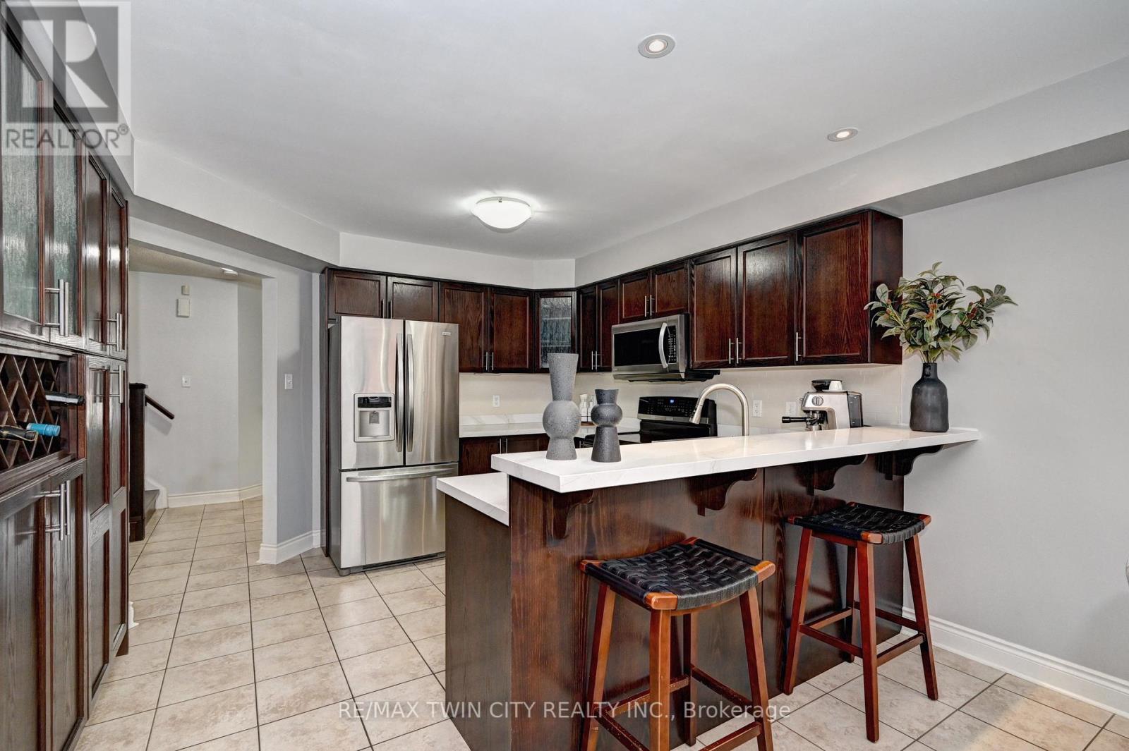 72 Helena Feasby Street, Kitchener, Ontario  N2E 4L5 - Photo 7 - X12403695
