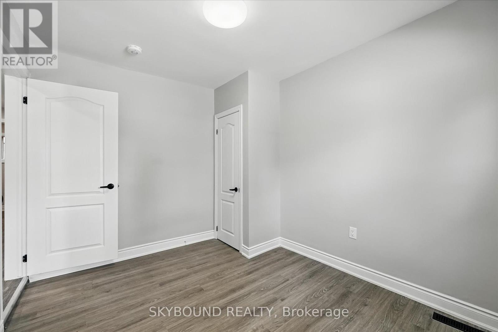 224 Rosslyn Avenue N, Hamilton, Ontario  L8L 7P7 - Photo 13 - X12403707