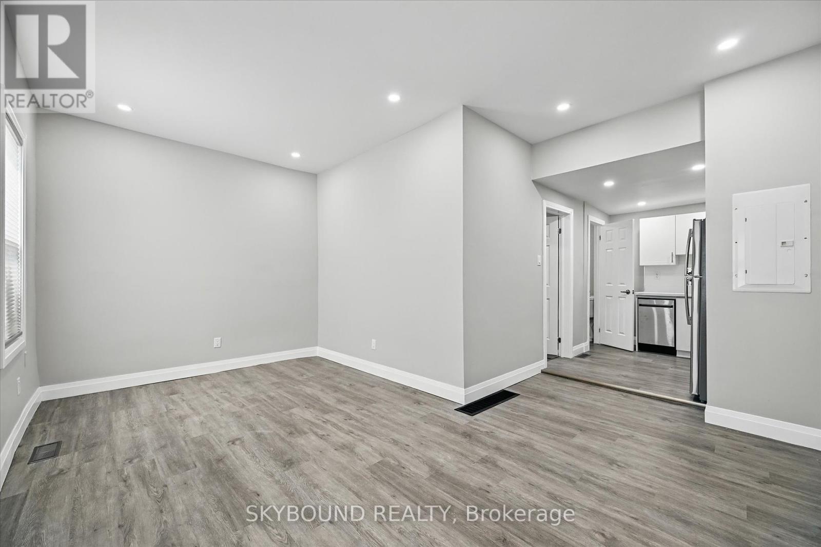 224 Rosslyn Avenue N, Hamilton, Ontario  L8L 7P7 - Photo 22 - X12403707
