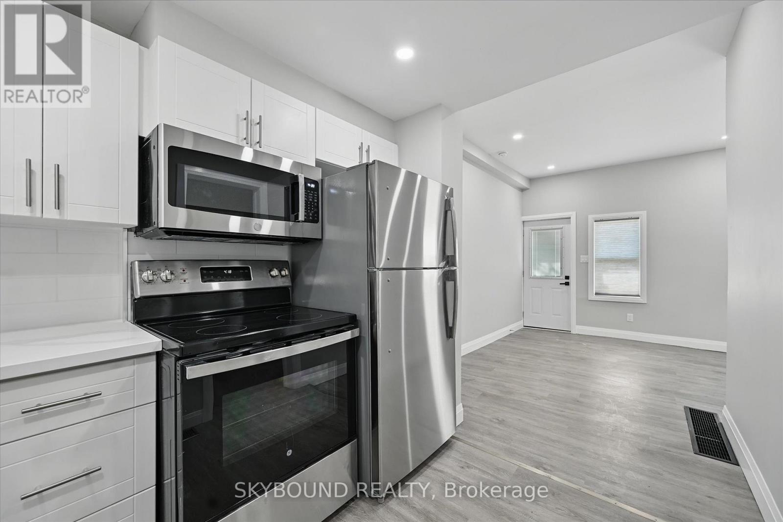 224 Rosslyn Avenue N, Hamilton, Ontario  L8L 7P7 - Photo 25 - X12403707