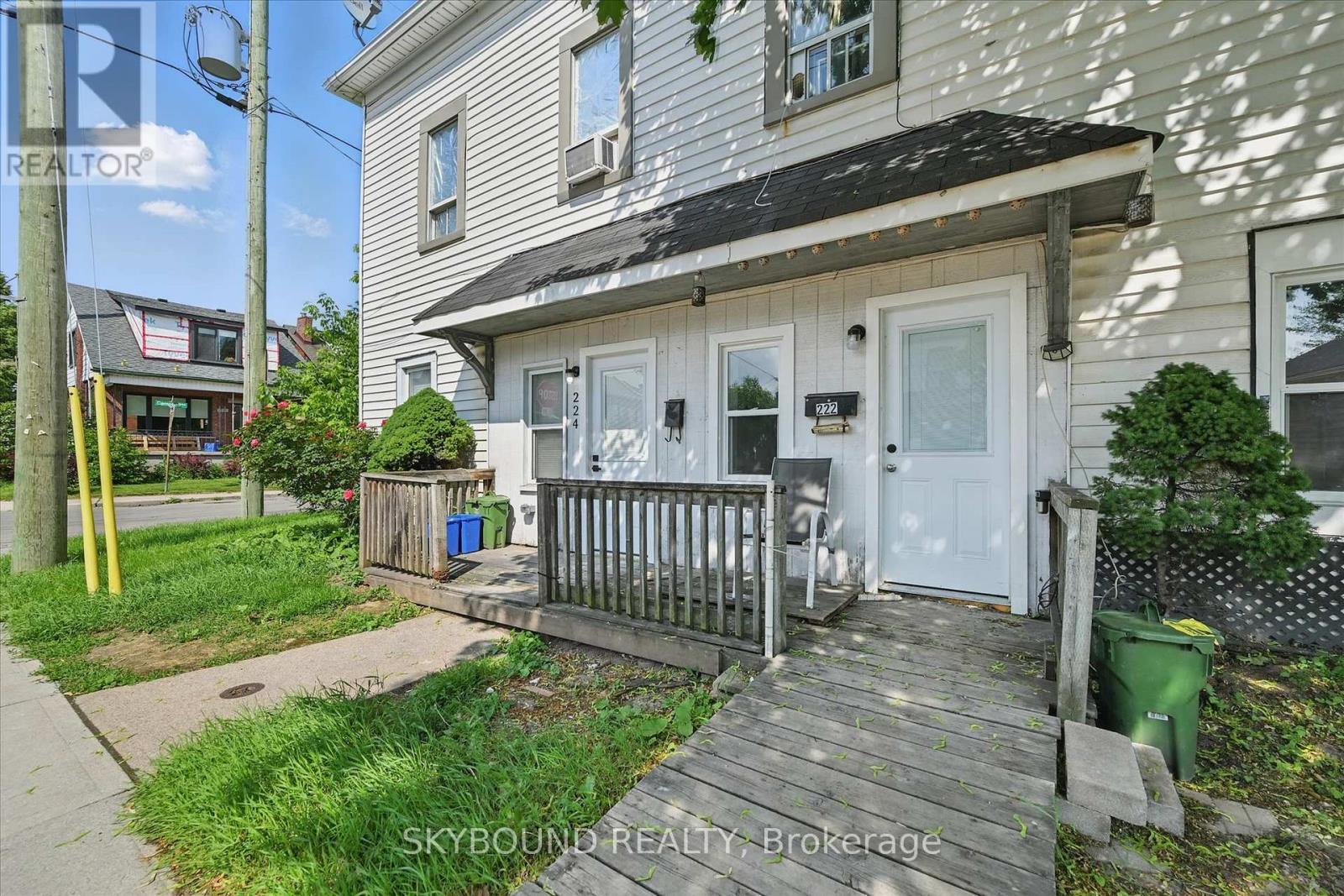 224 Rosslyn Avenue N, Hamilton, Ontario  L8L 7P7 - Photo 4 - X12403707