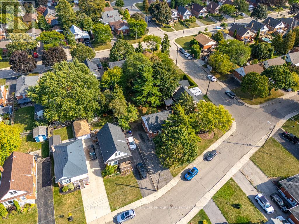 15 East 41st Street, Hamilton, Ontario  L8T 2Z3 - Photo 18 - X12403711