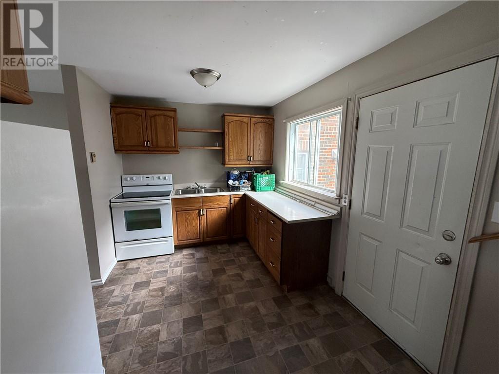 389 Lloyd Street Unit# 1, Sudbury, Ontario  P3E 6J5 - Photo 3 - 2124725