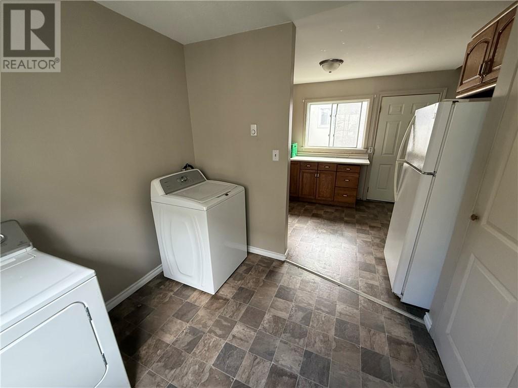 389 Lloyd Street Unit# 1, Sudbury, Ontario  P3E 6J5 - Photo 4 - 2124725