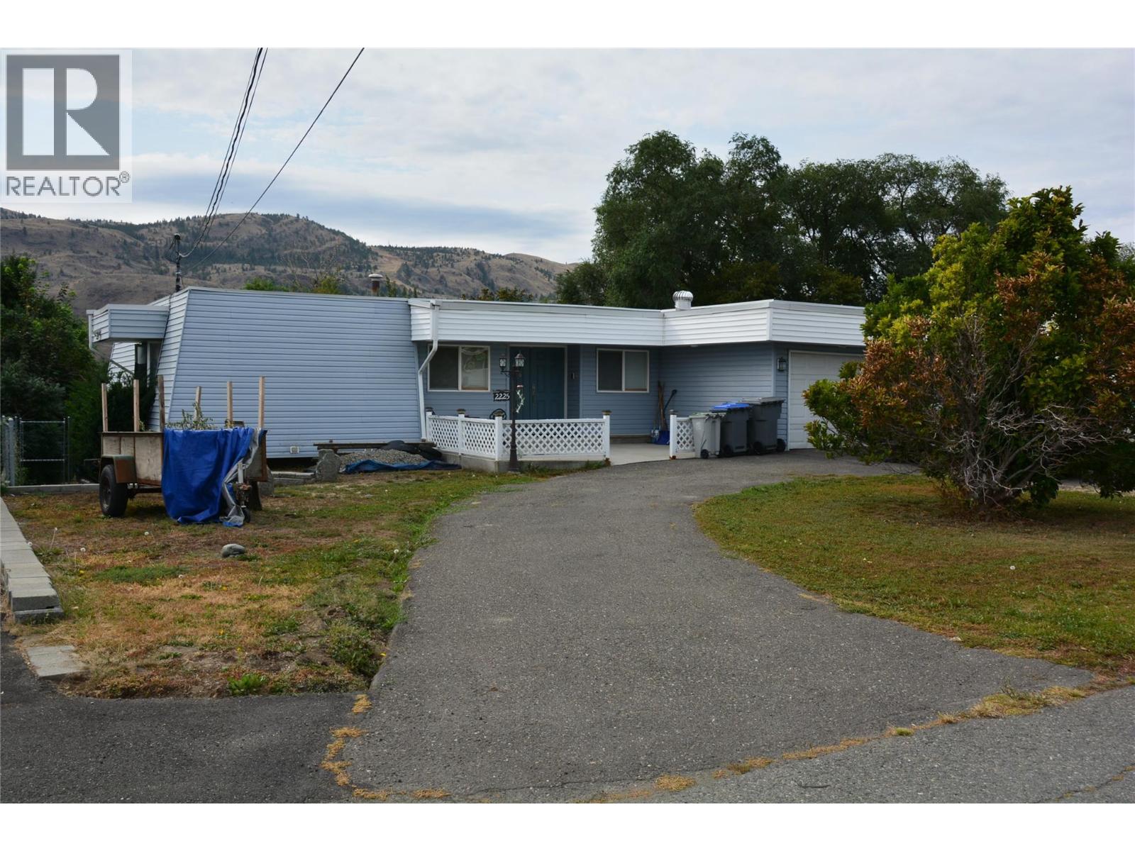 2225 BARBARA Avenue, Kamloops, British Columbia