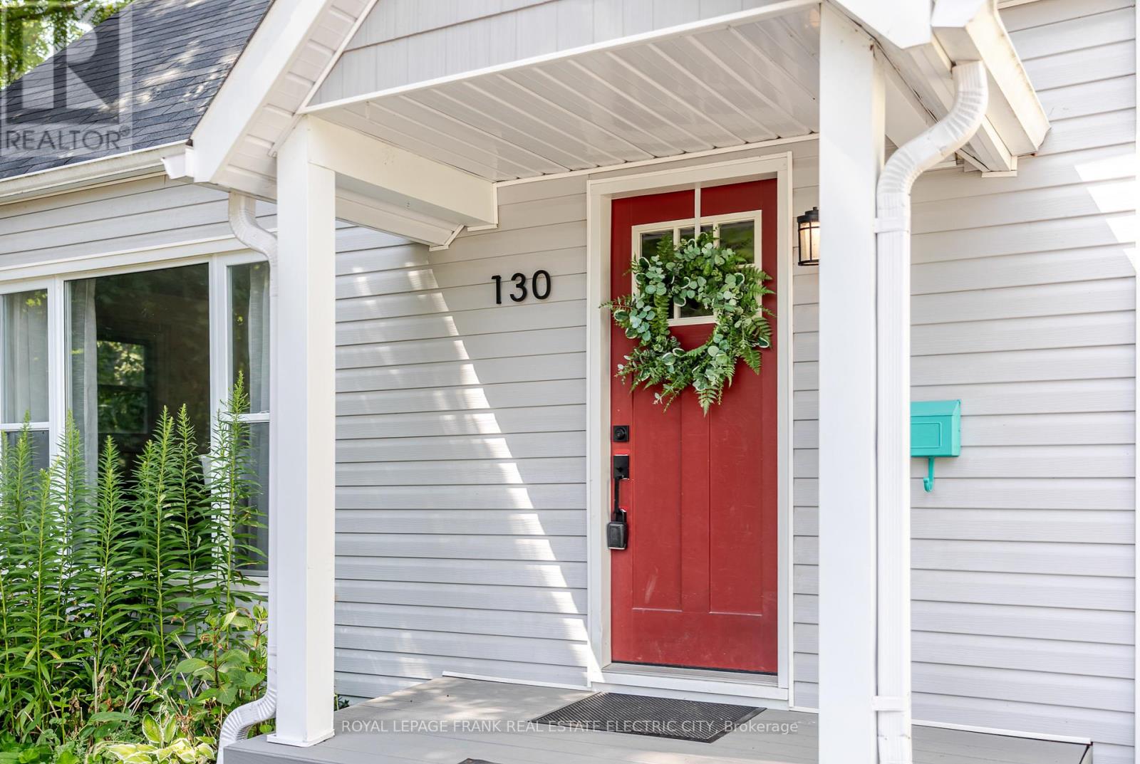 130 Hazlitt Street, Peterborough, Ontario  K9H 1L5 - Photo 2 - X12404051