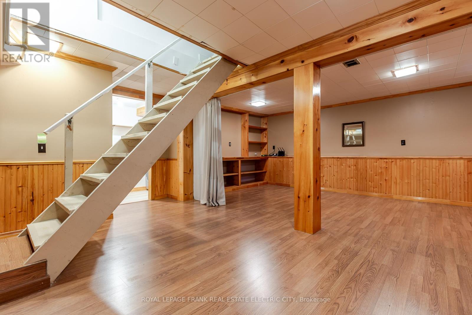 130 Hazlitt Street, Peterborough, Ontario  K9H 1L5 - Photo 37 - X12404051