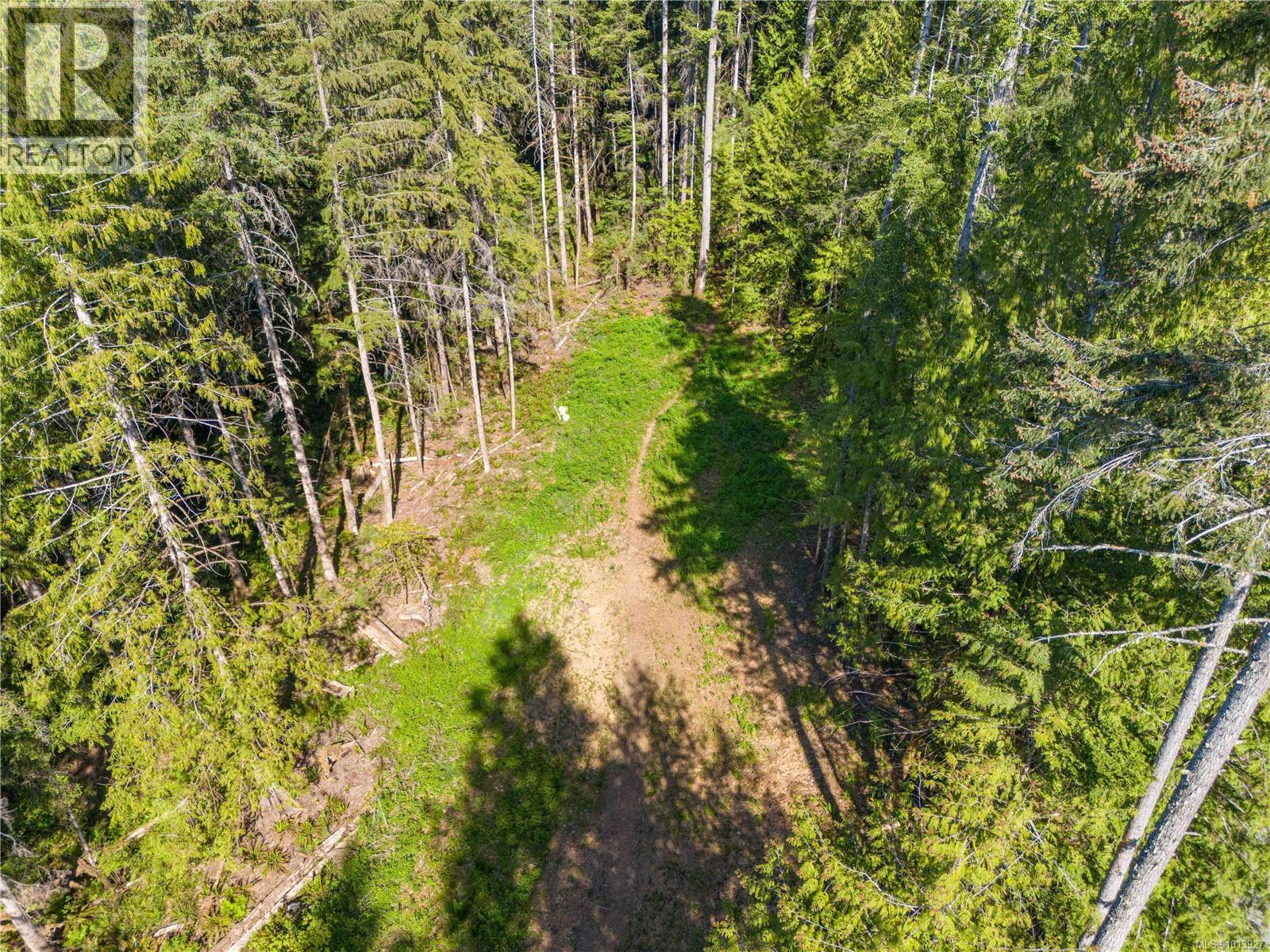 660 Fulmar Rd, Qualicum Beach, British Columbia