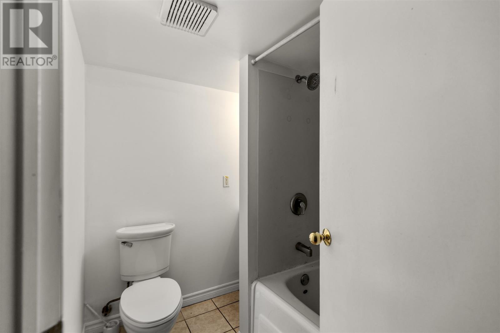 253 Lake St, Sault Ste. Marie, Ontario  P6A 4B3 - Photo 29 - SM252633