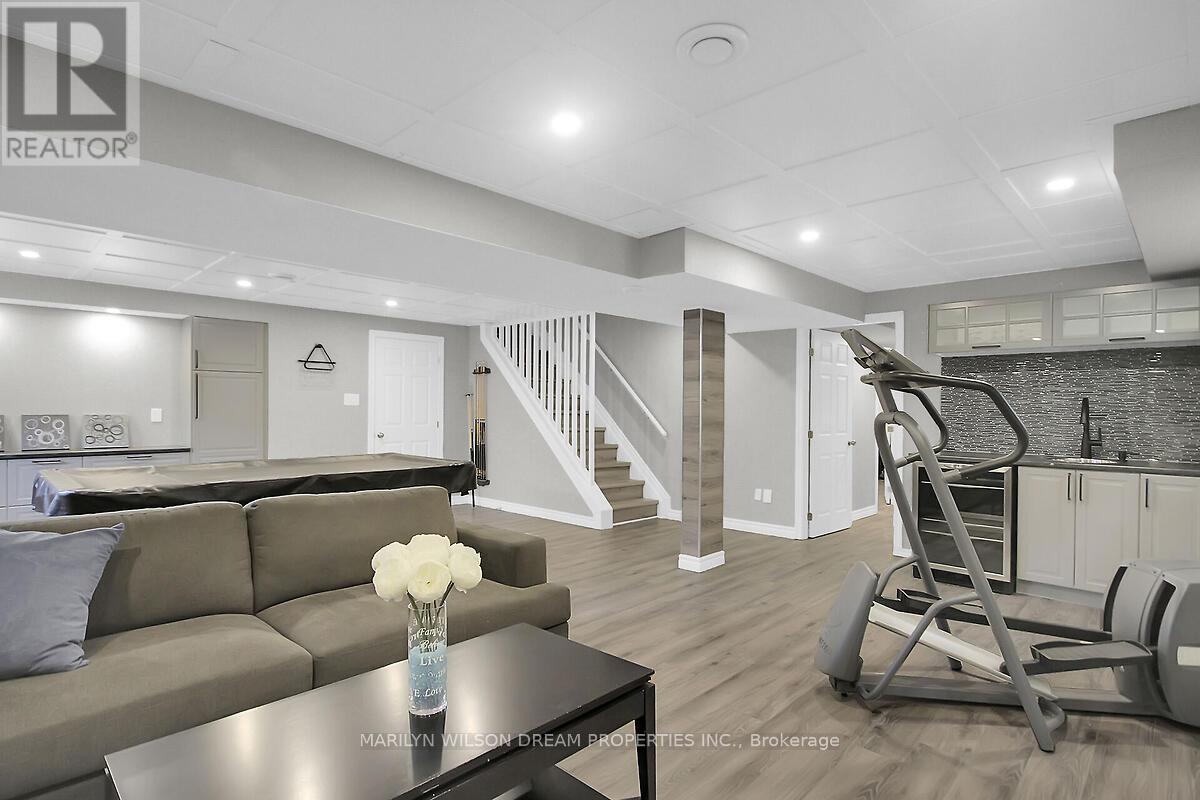 652 Netley Circle, Ottawa, Ontario  K1T 0A4 - Photo 38 - X12404016