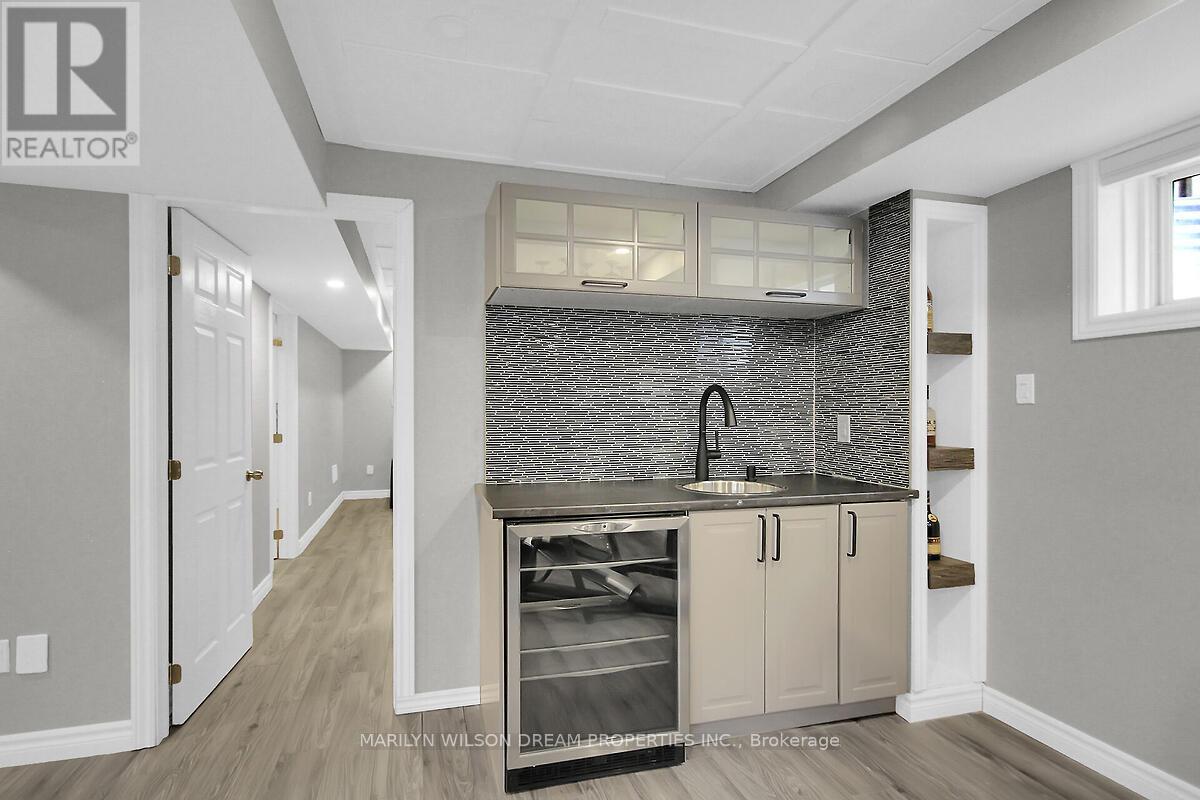 652 Netley Circle, Ottawa, Ontario  K1T 0A4 - Photo 39 - X12404016