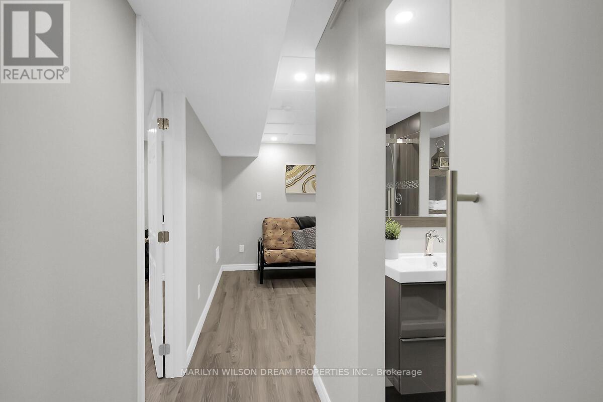 652 Netley Circle, Ottawa, Ontario  K1T 0A4 - Photo 40 - X12404016