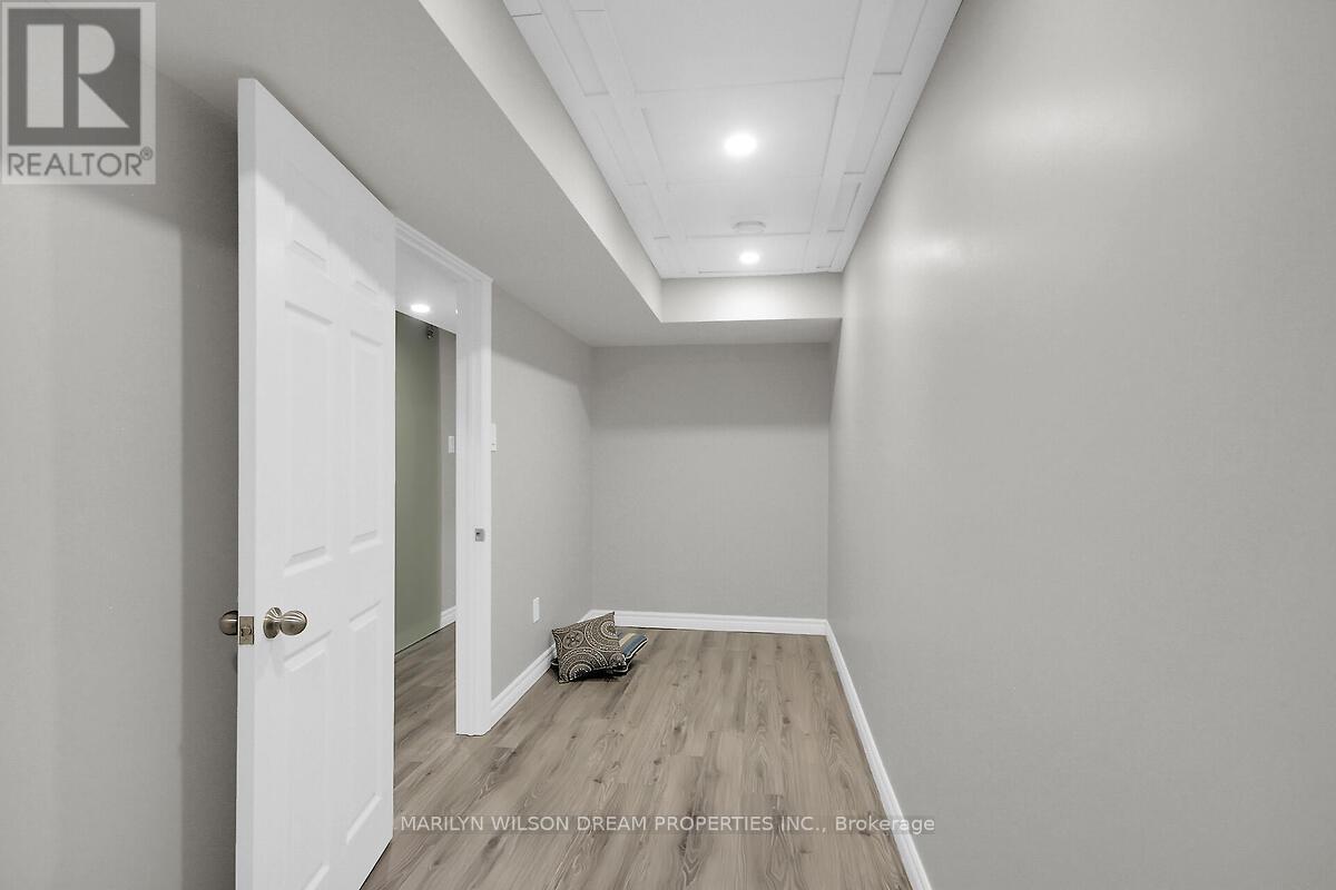 652 Netley Circle, Ottawa, Ontario  K1T 0A4 - Photo 45 - X12404016