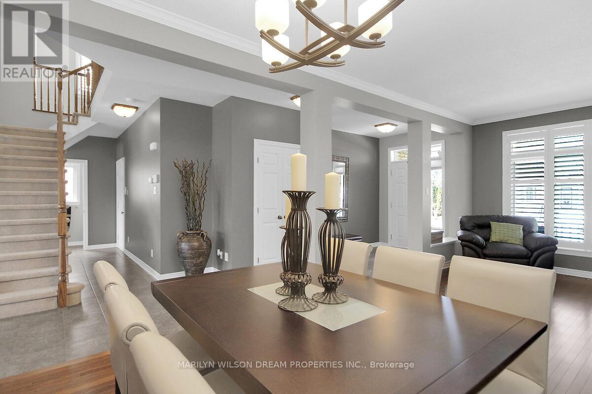652 Netley Circle, Ottawa, Ontario  K1T 0A4 - Photo 9 - X12404016
