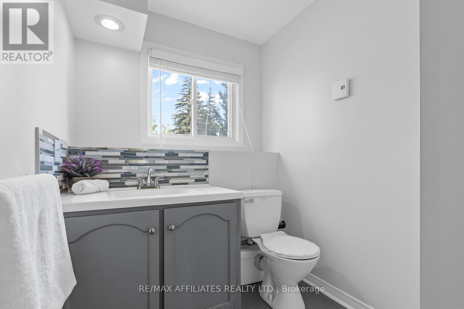 328 Kelly-Jordan Road, Montague, Ontario  K7A 4S7 - Photo 37 - X12404089
