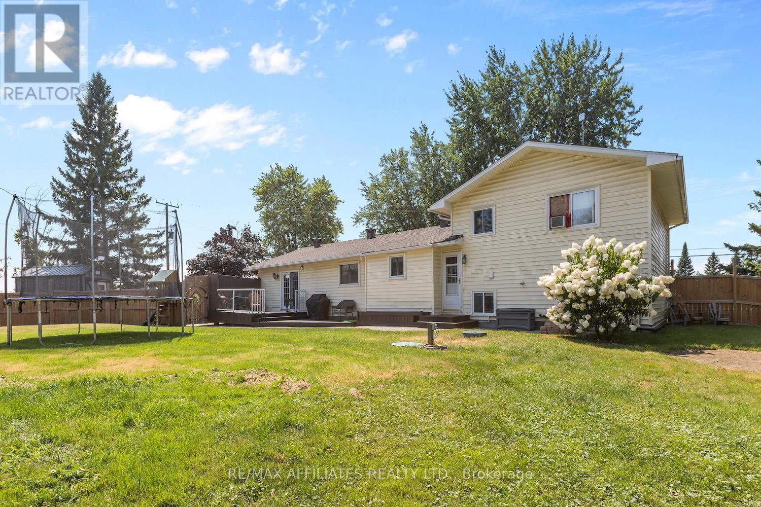 328 Kelly-Jordan Road, Montague, Ontario  K7A 4S7 - Photo 47 - X12404089