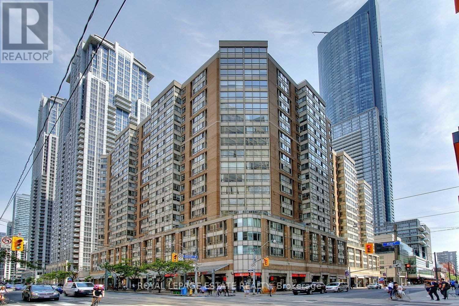 1014 - 711 BAY STREET, Toronto, Ontario
