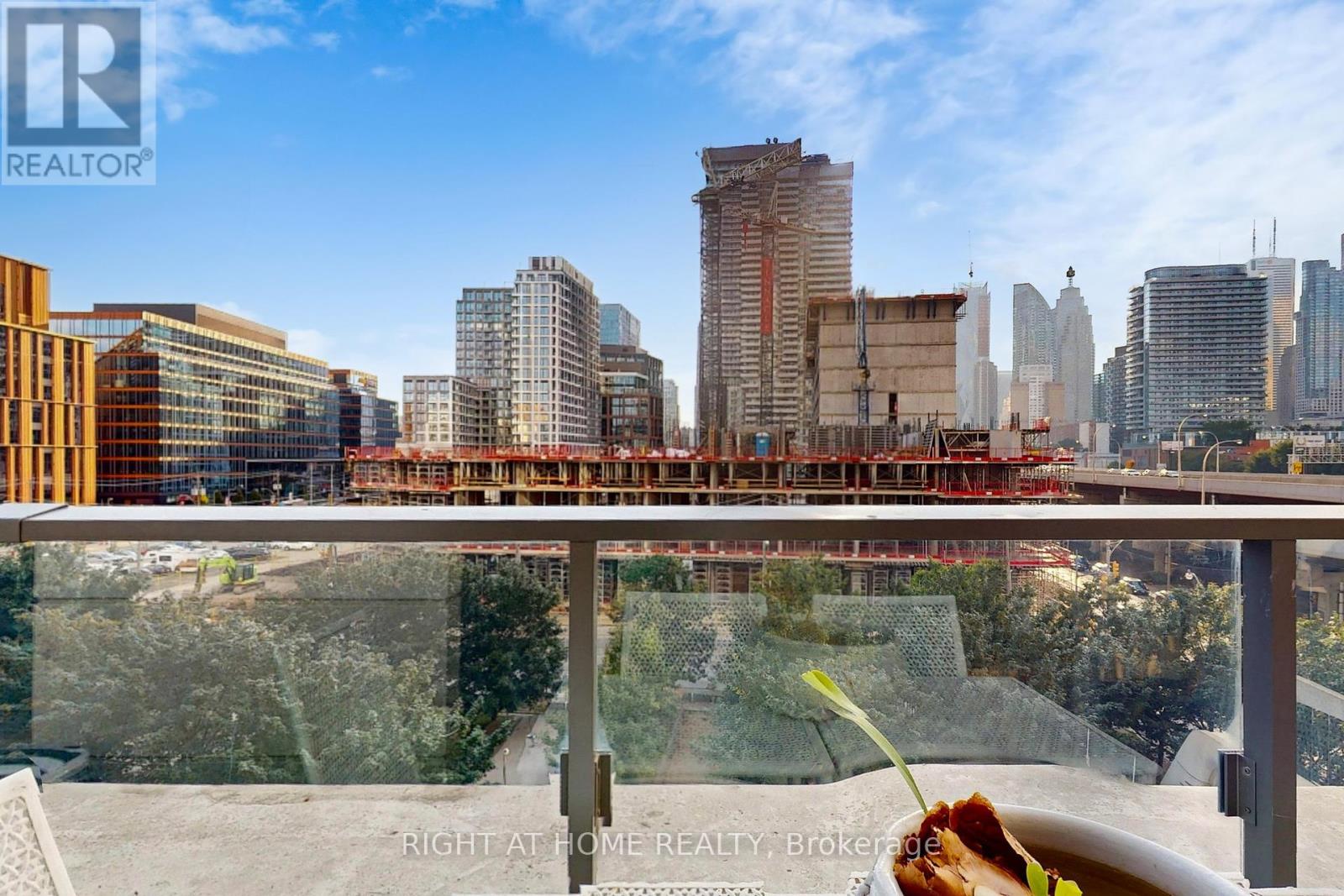 401 - 12 Bonnycastle Street, Toronto (Waterfront Communities), Ontario  M5A 0C8 - Photo 17 - C12404000