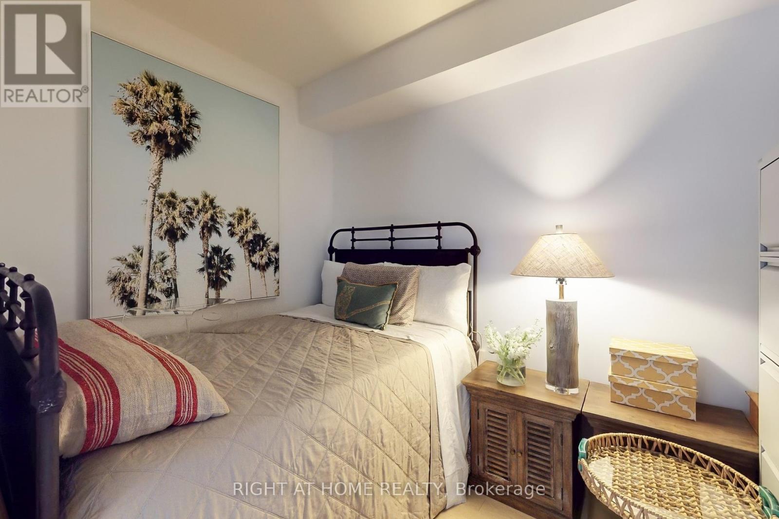 401 - 12 Bonnycastle Street, Toronto (Waterfront Communities), Ontario  M5A 0C8 - Photo 28 - C12404000