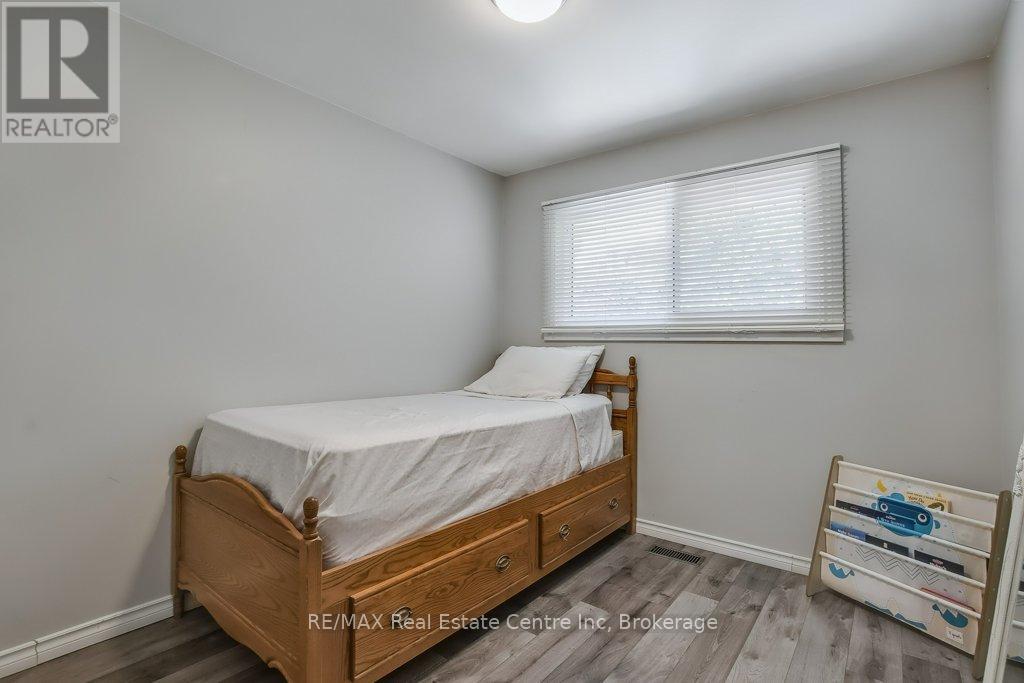 164 Willow Road, Guelph, Ontario  N1H 1W8 - Photo 16 - X12404024